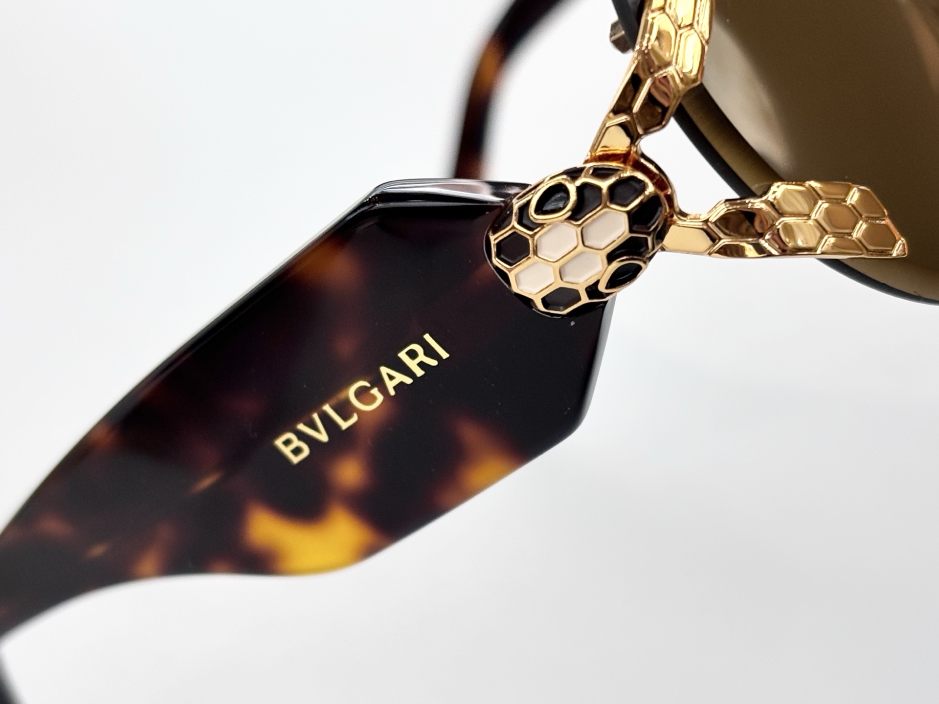 BVLGAR*MOD：BV 9034BSize：60口18 143