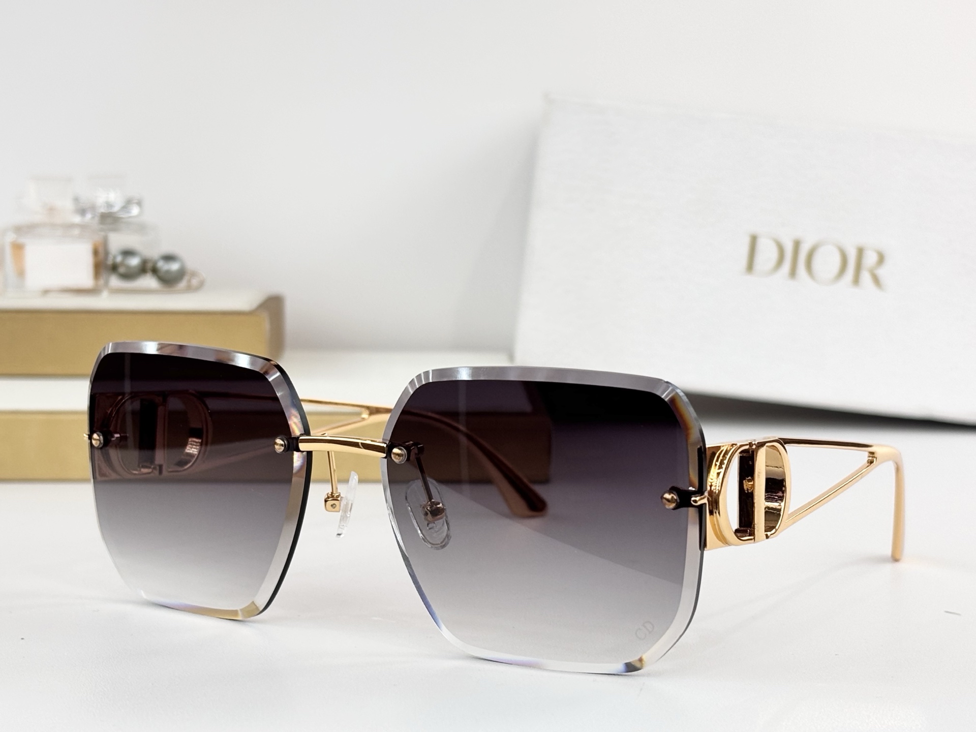 DIORMOD：DSGTA63UCRSize：63口17 138