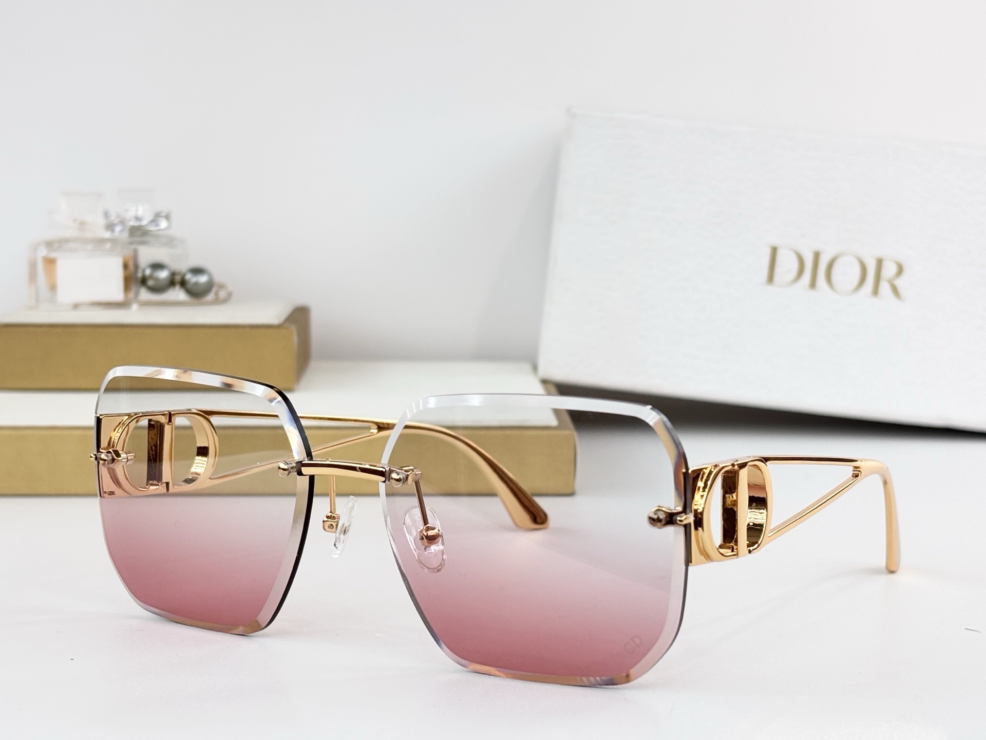 DIORMOD：DSGTA63UCRSize：63口17 138