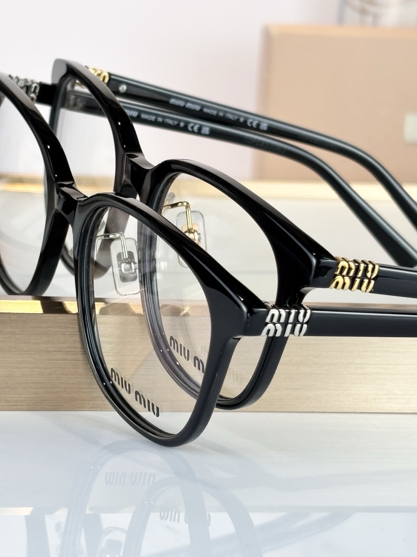 Miumiu*Mod:VMU01WSIZE:54-19-140Farm