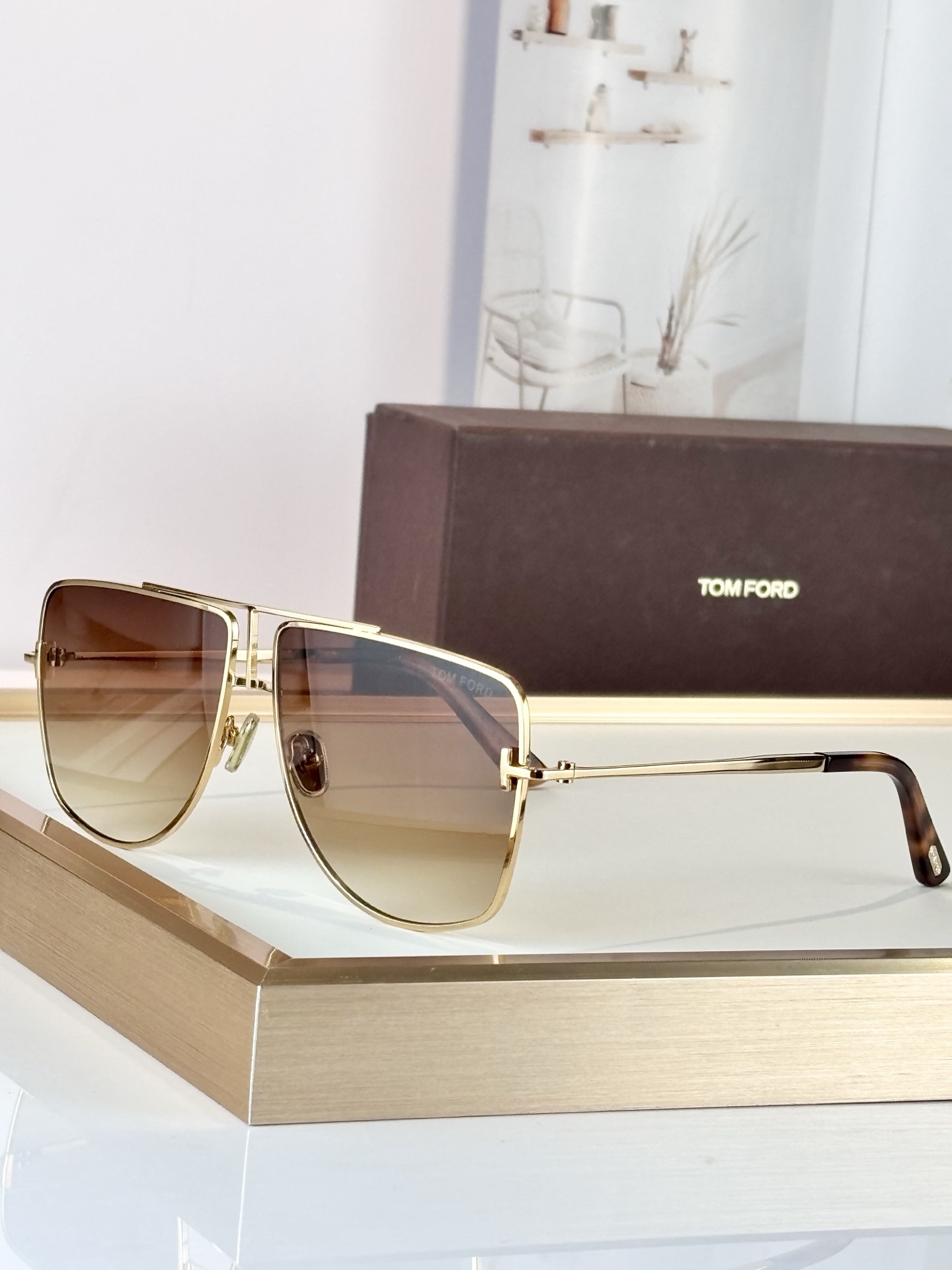 Oversized TOMFORD Mod:TF1307Size:59-12-140