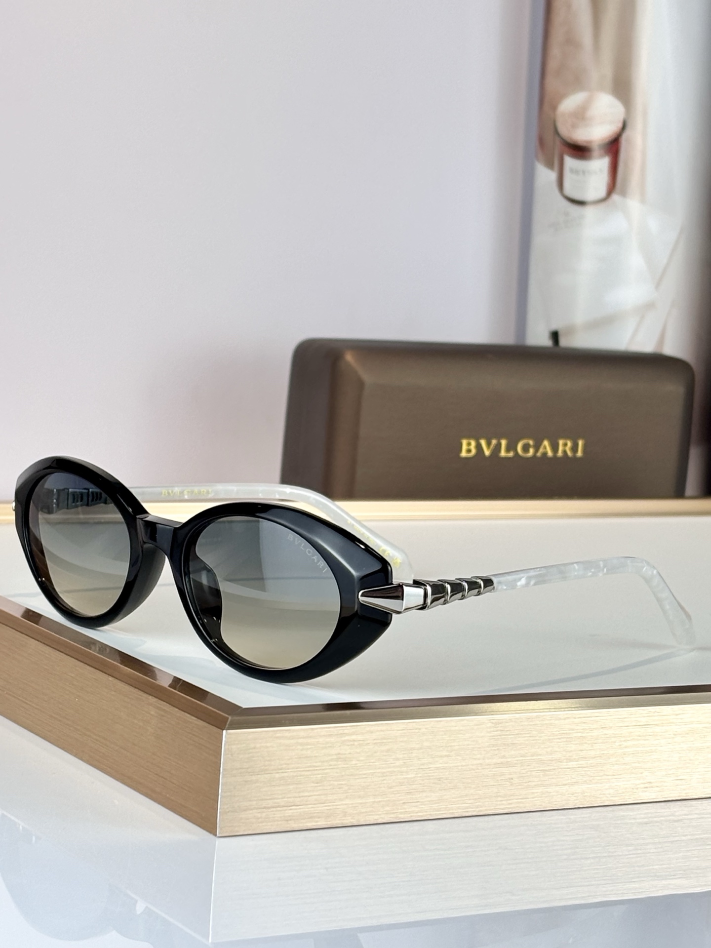 BVLGAR*MOD：BV40068ISize：51口20 135