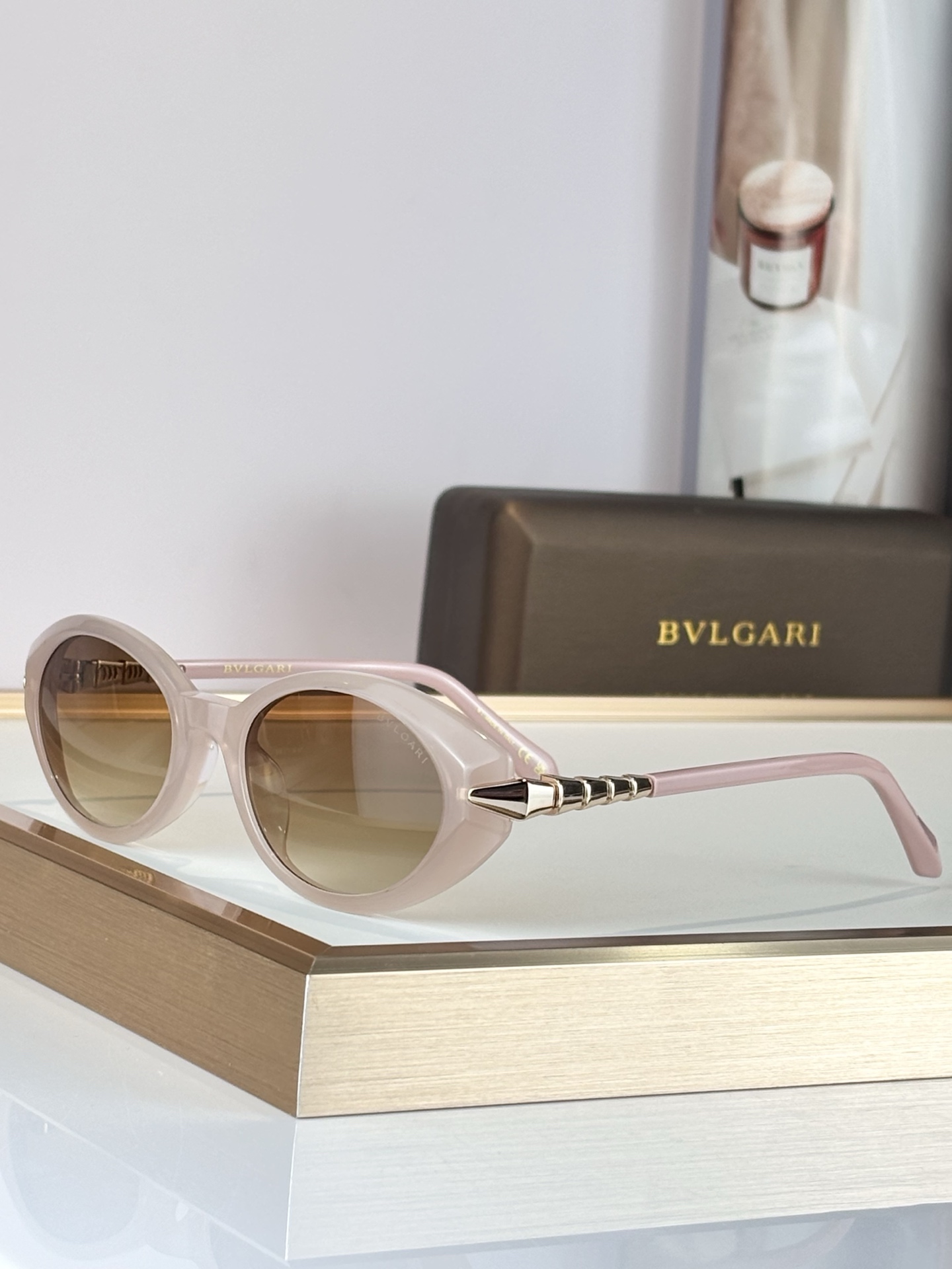 BVLGAR*MOD：BV40068ISize：51口20 135