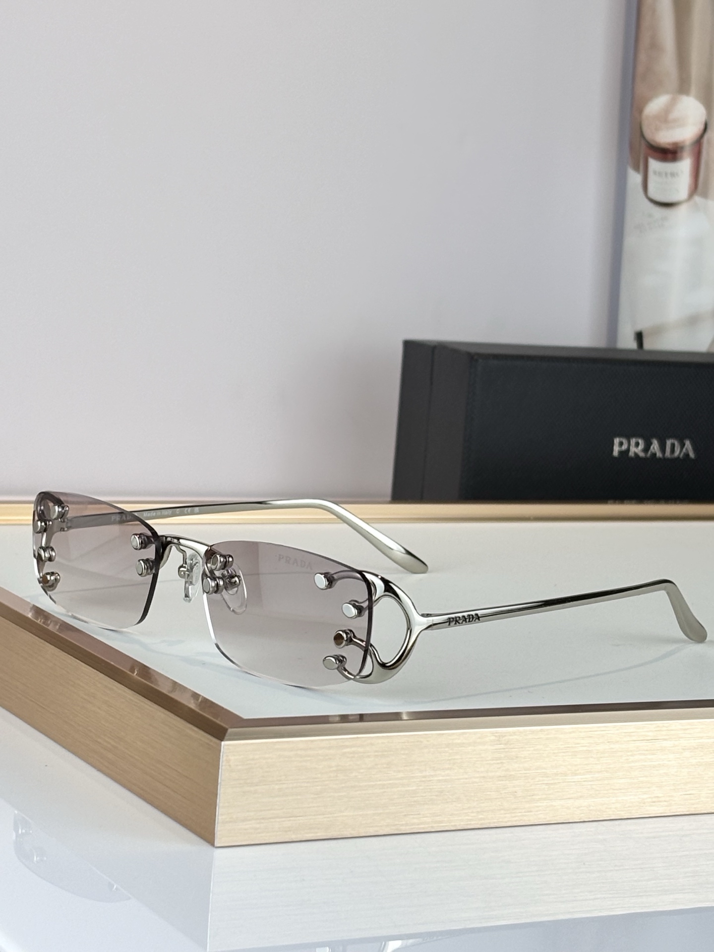 PRADAMOD：SPR C57Size：52口20 135