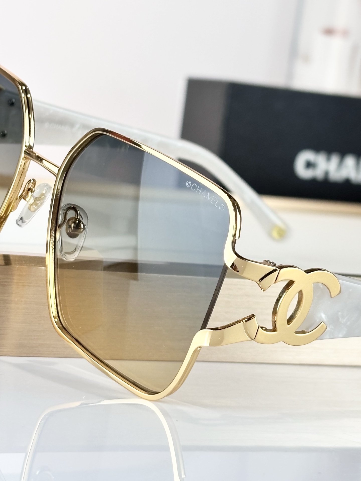 CHANE*MOD：CH4026Size：57口18 130