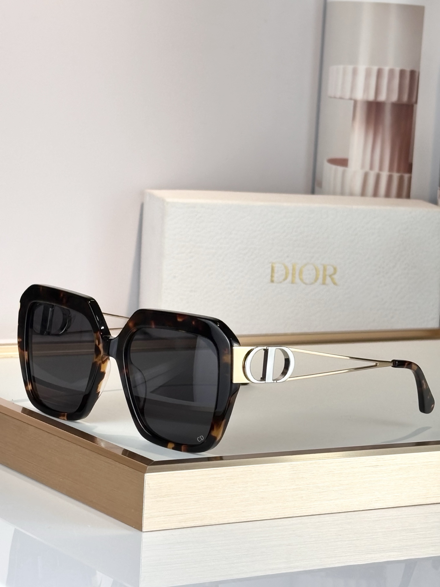Oversized DIORMOD：30Montaigne B7ISize：55口19 140