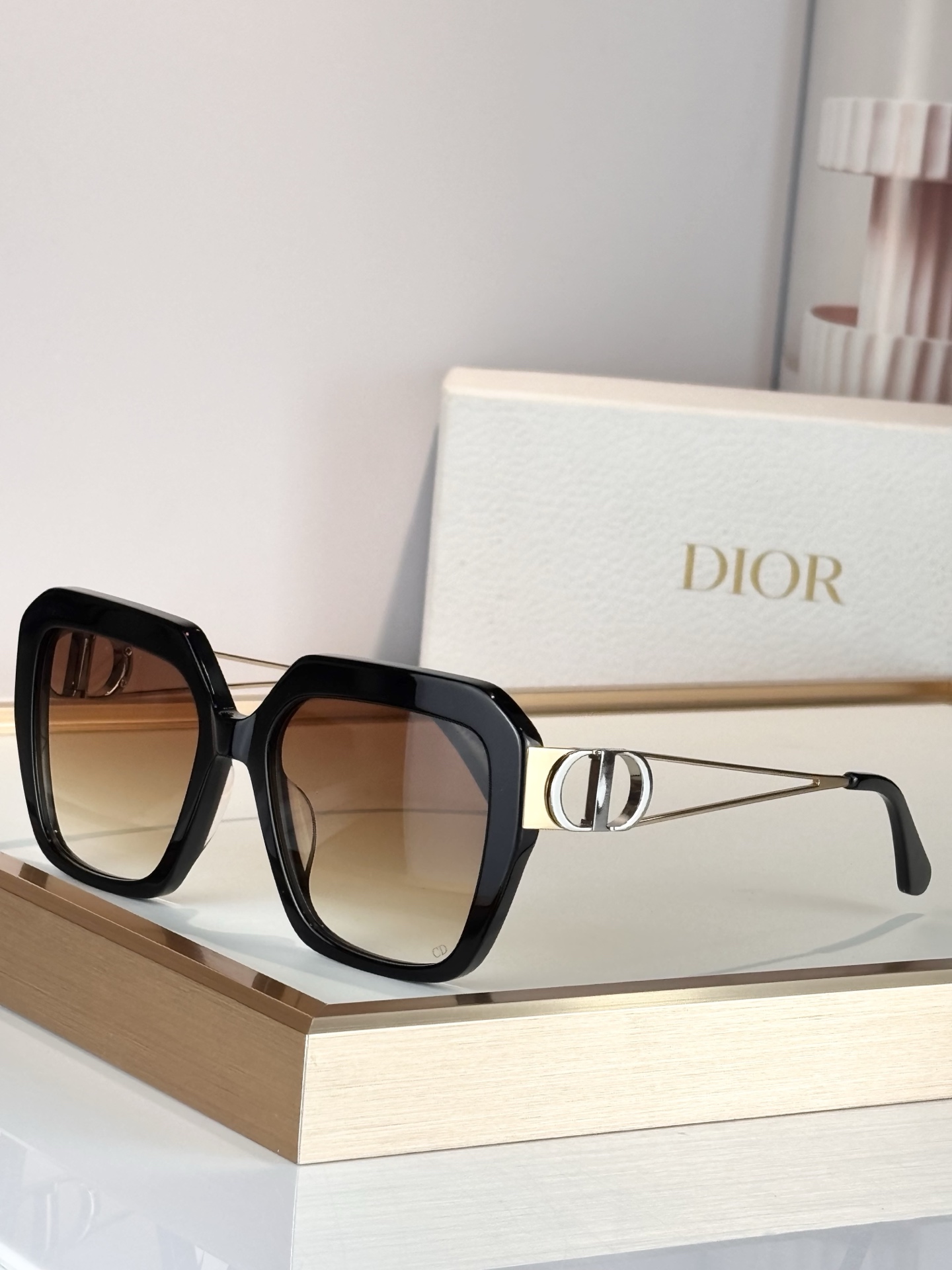 Oversized DIORMOD：30Montaigne B7ISize：55口19 140
