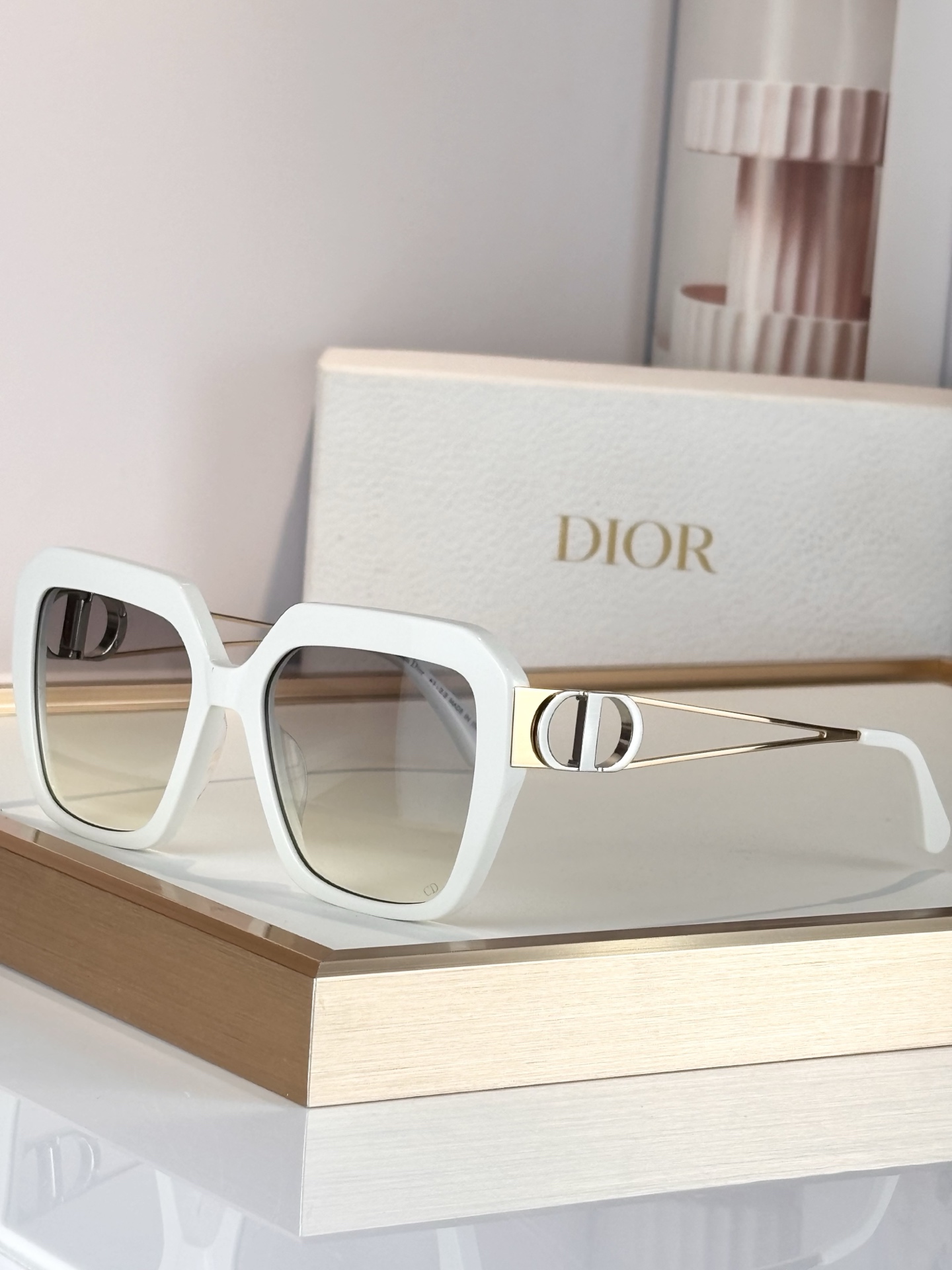 Oversized DIORMOD：30Montaigne B7ISize：55口19 140