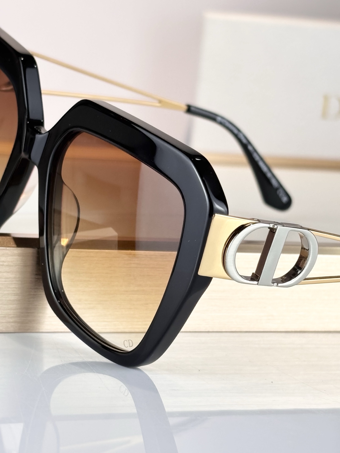 Oversized DIORMOD：30Montaigne B7ISize：55口19 140