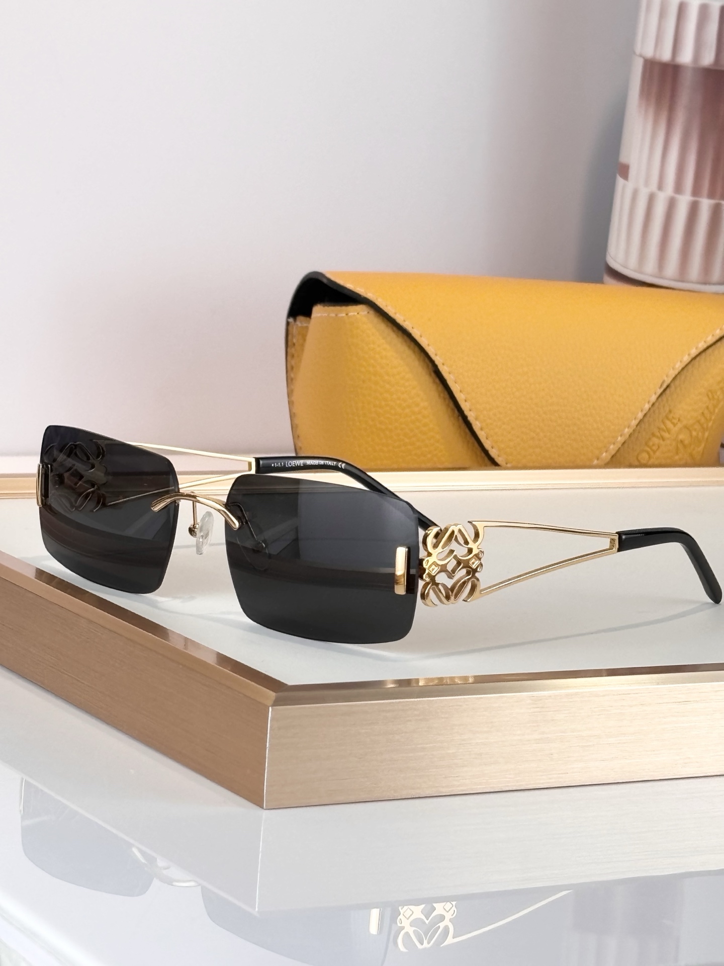 Loewe LOEWE