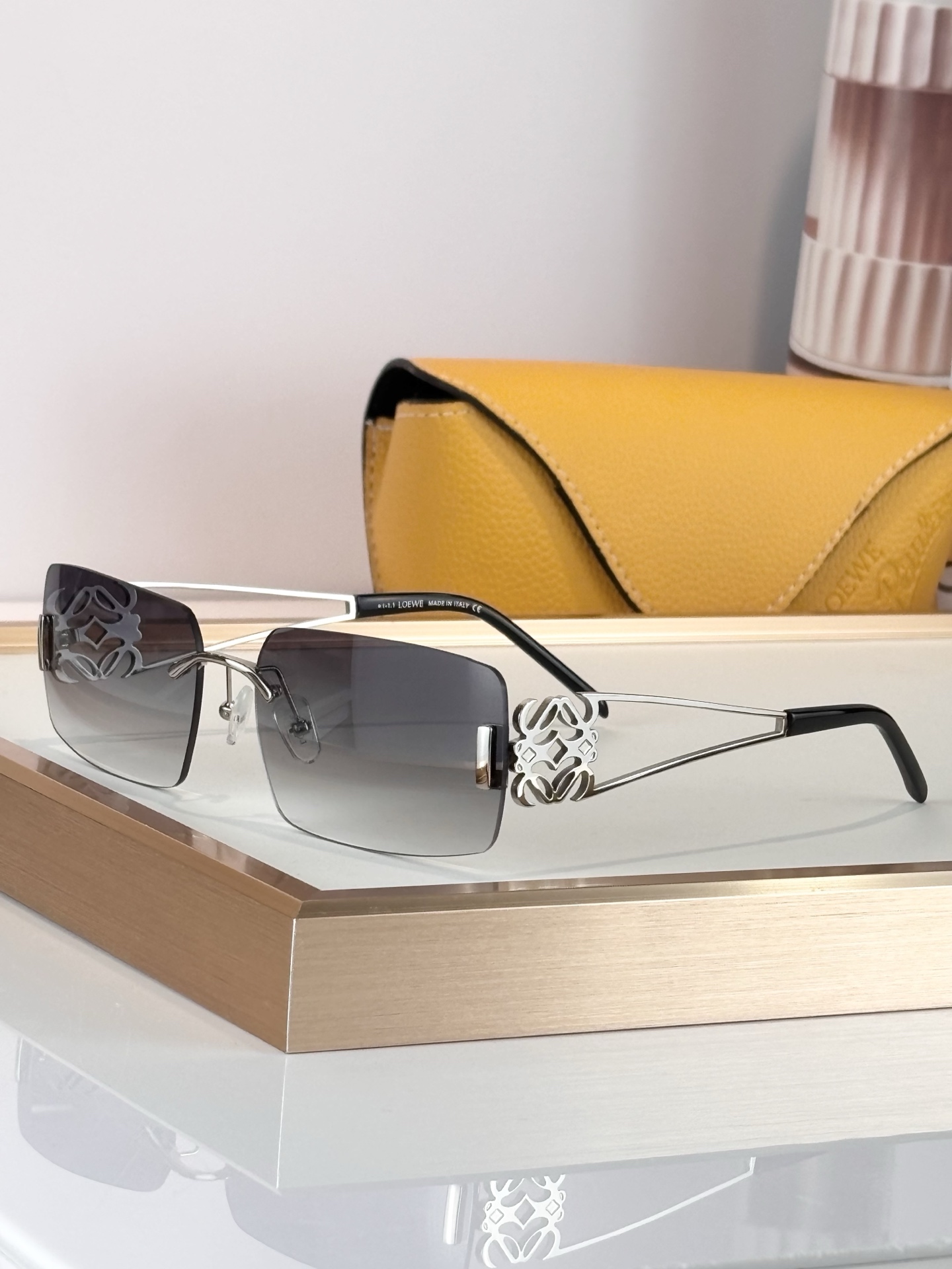 Loewe LOEWE