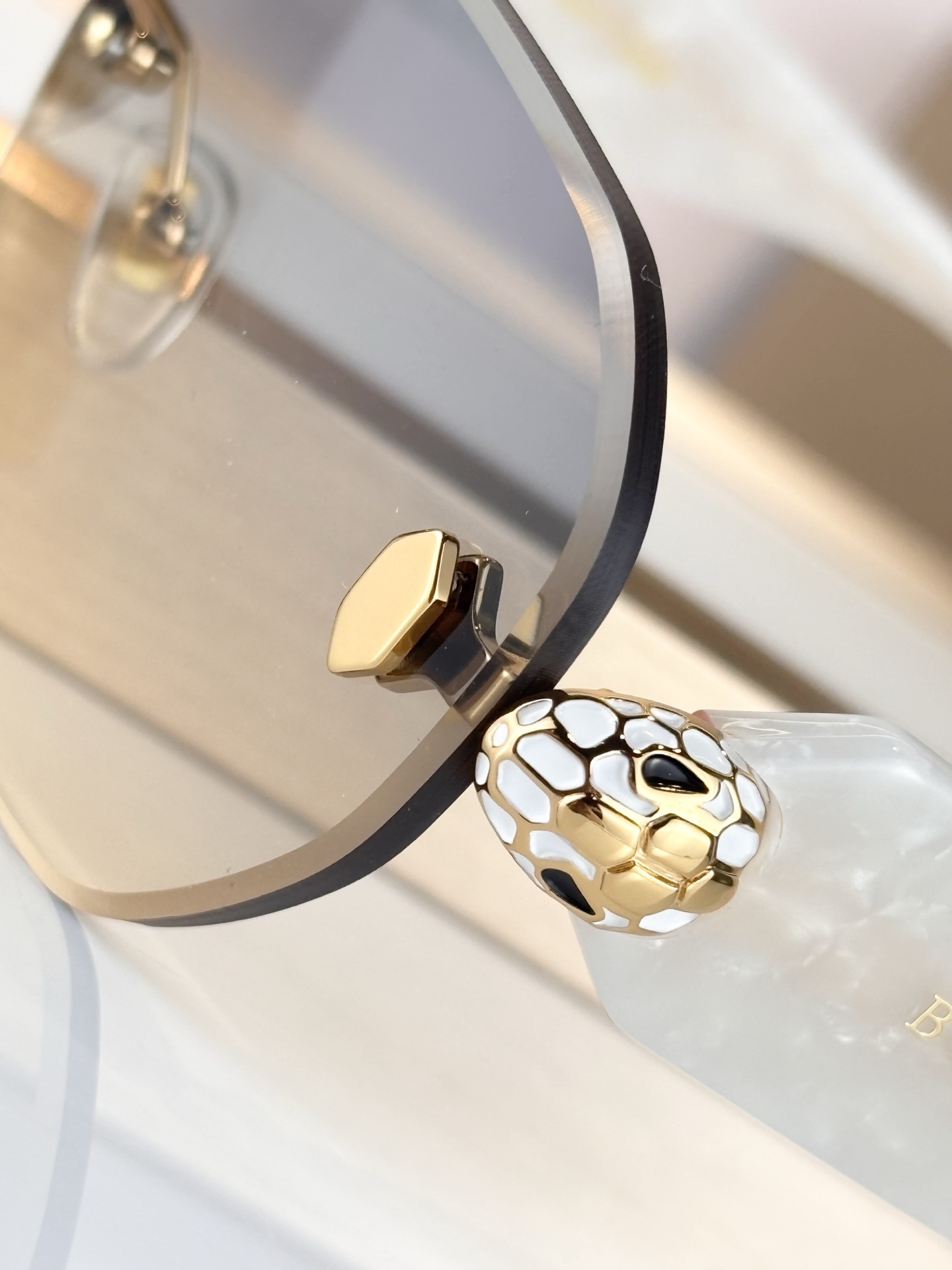 BVLGARIMod ：BV40071USize ：60口18-140