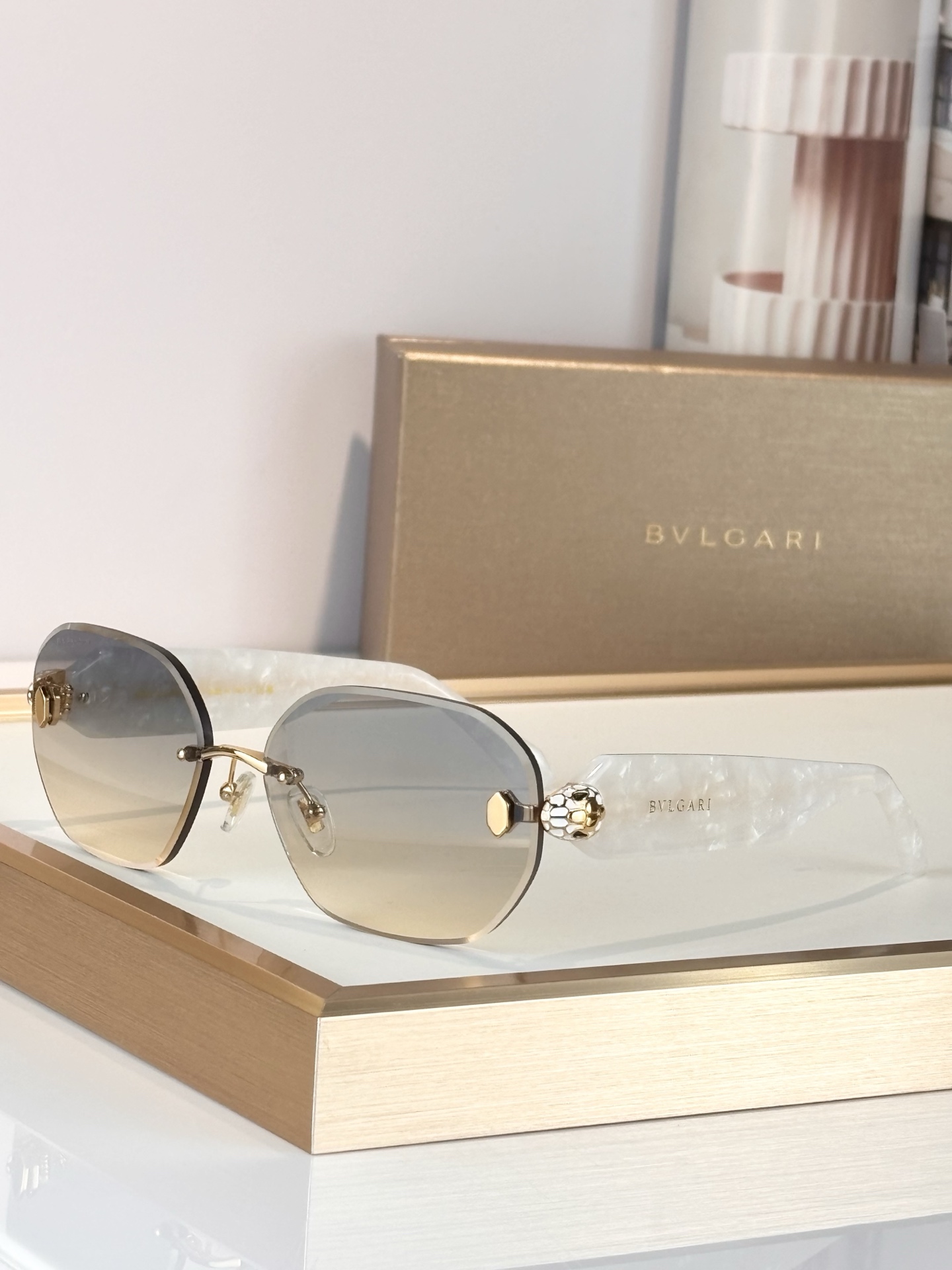 BVLGARIMod ：BV40071USize ：60口18-140