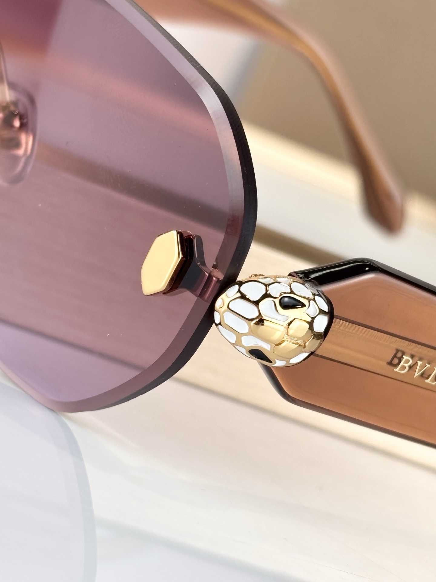 BVLGARIMod ：BV40071USize ：60口18-140