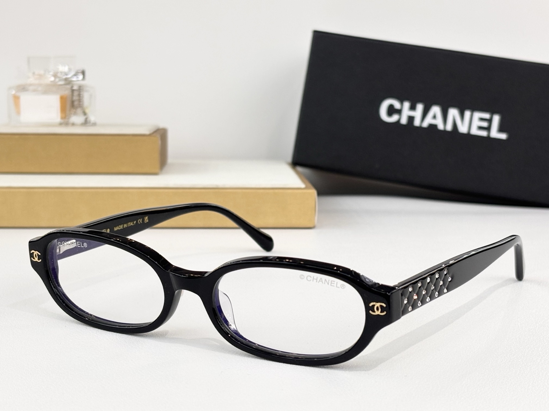 CHANE*MOD：5059-BSize：53口17 135