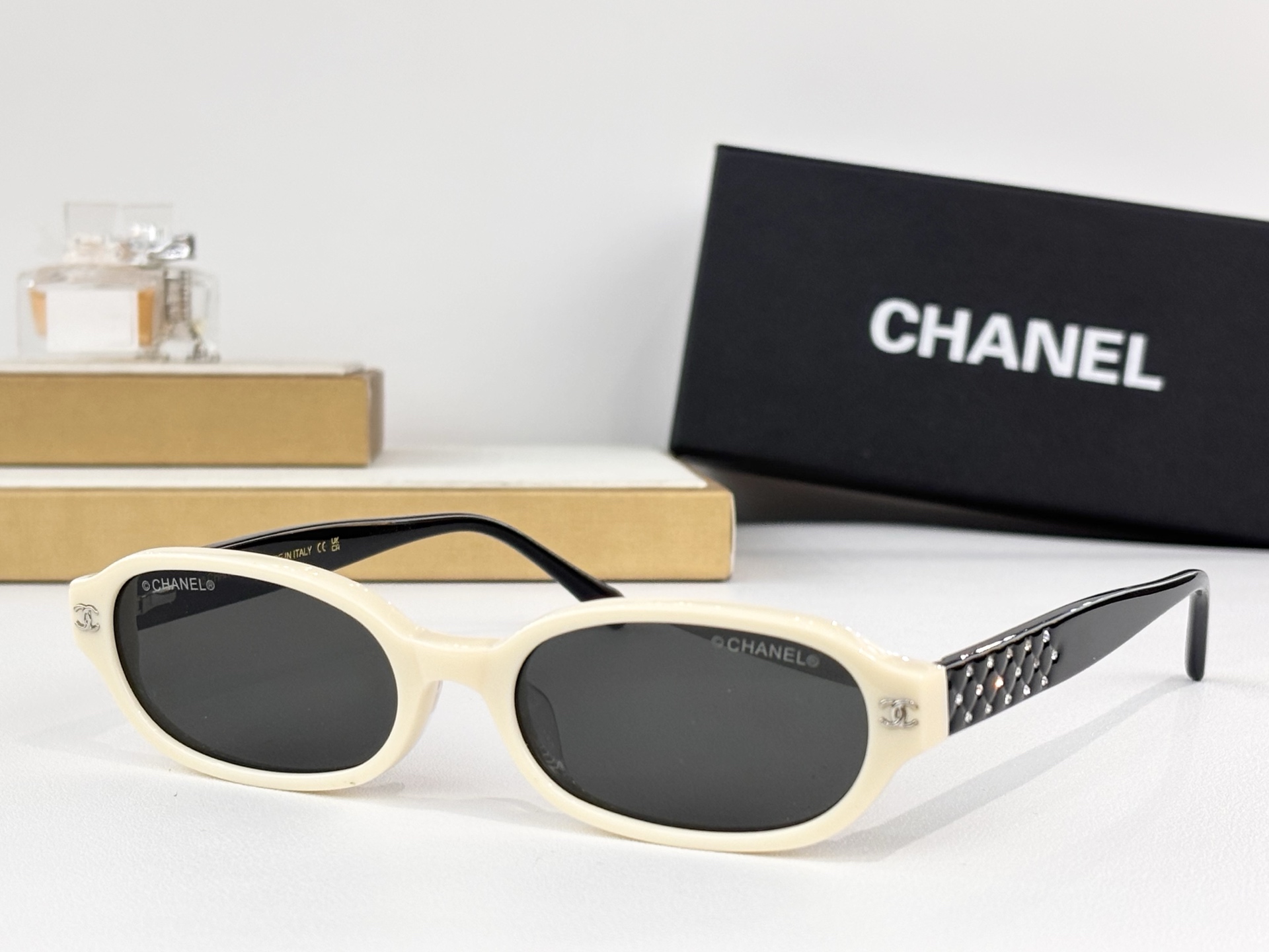 CHANE*MOD：5059-BSize：53口17 135