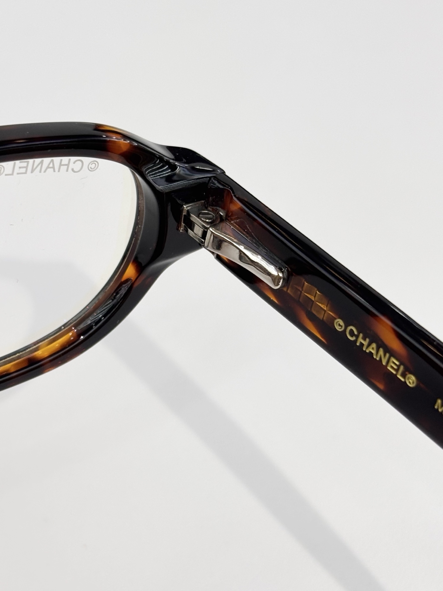 CHANE*MOD：5059-BSize：53口17 135