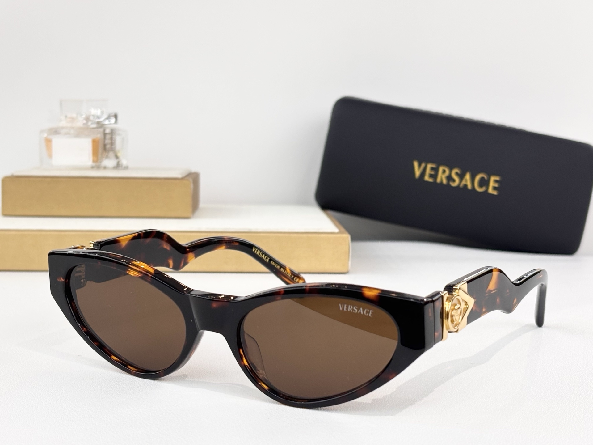 VERSACEMOD：VE4375Size：55口18 145