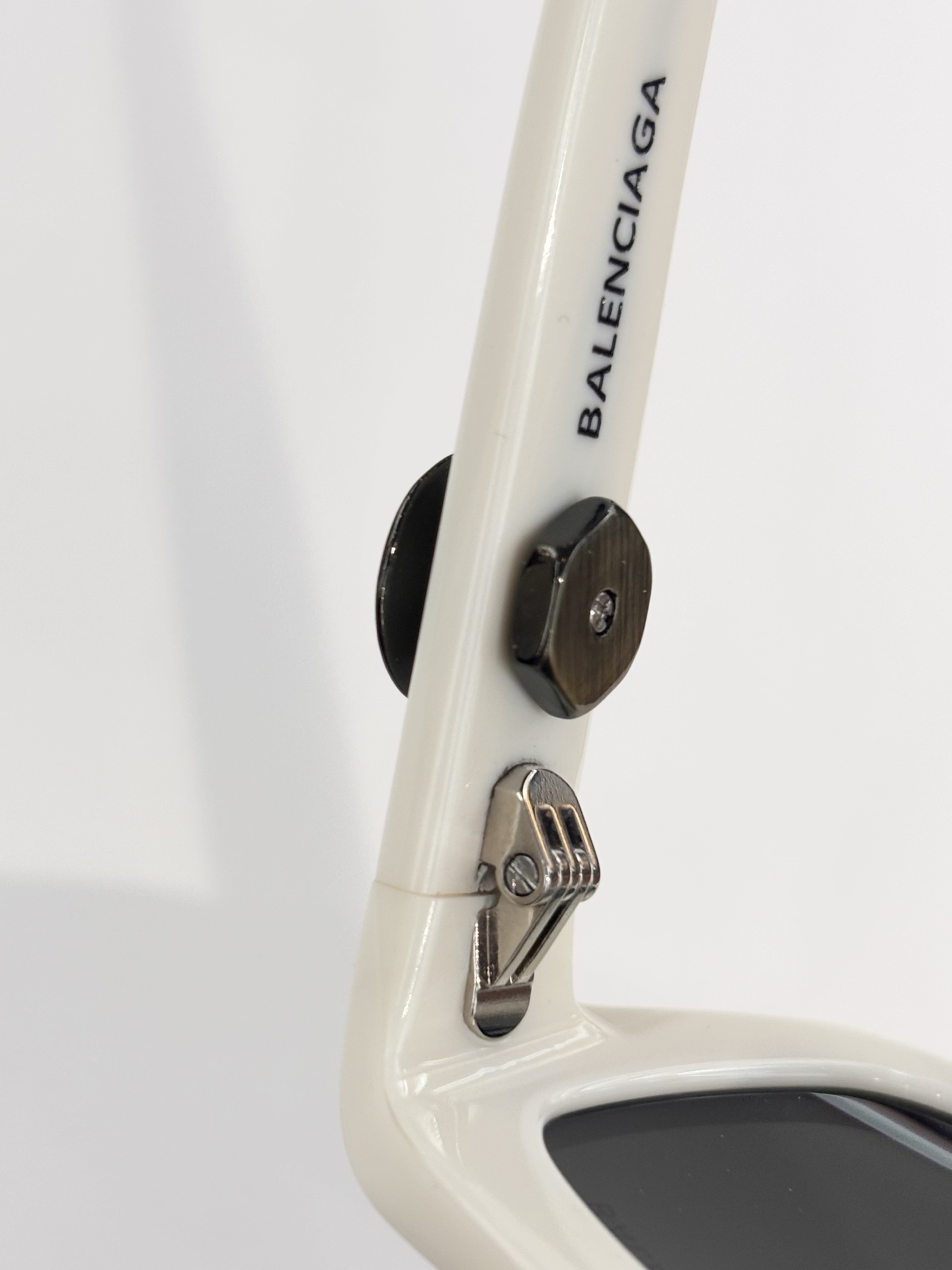 BALENCIAGAMOD：BB0409SSize：58口18 140