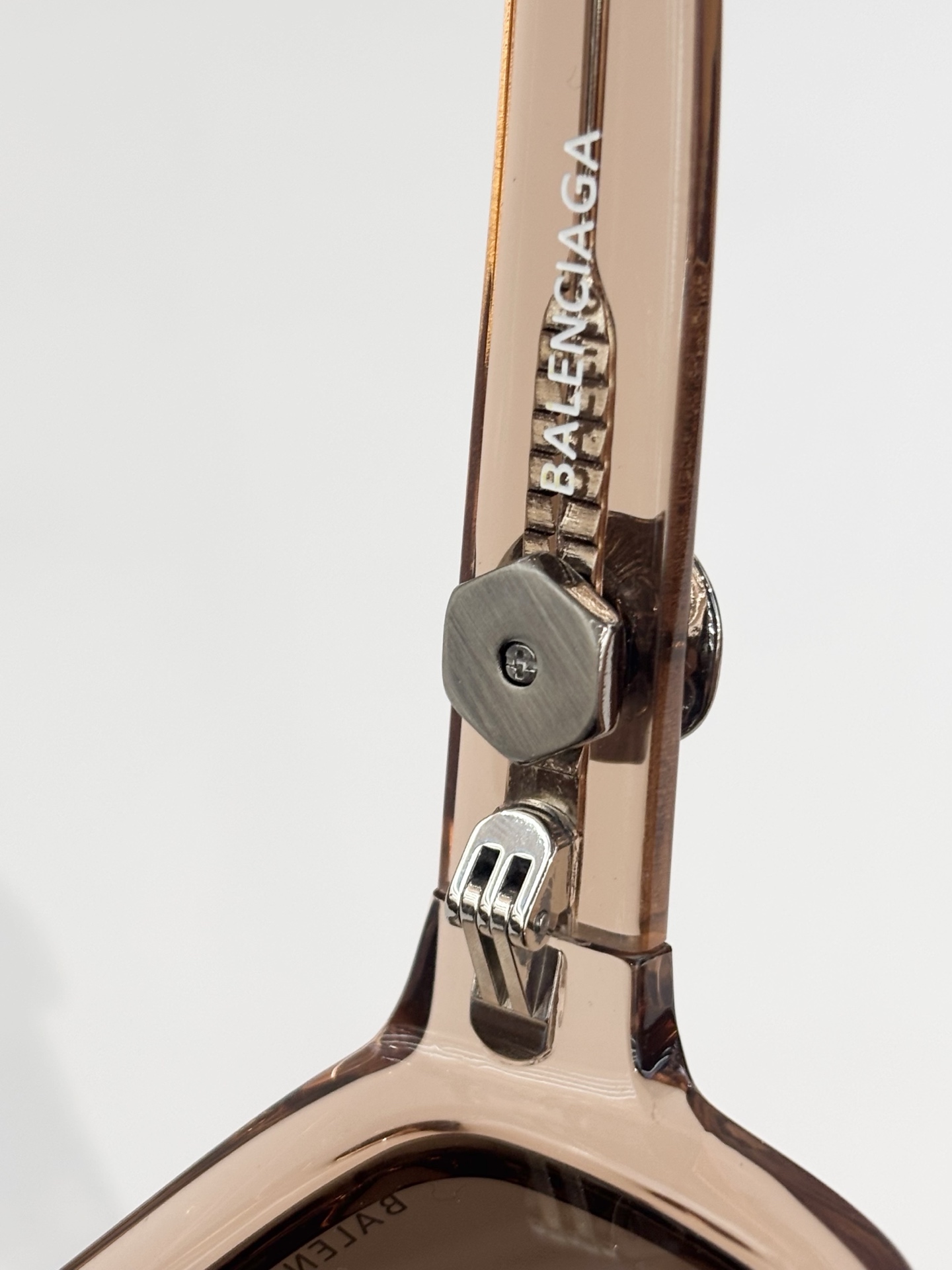 BALENCIAGAMOD：BB0409SSize：58口18 140