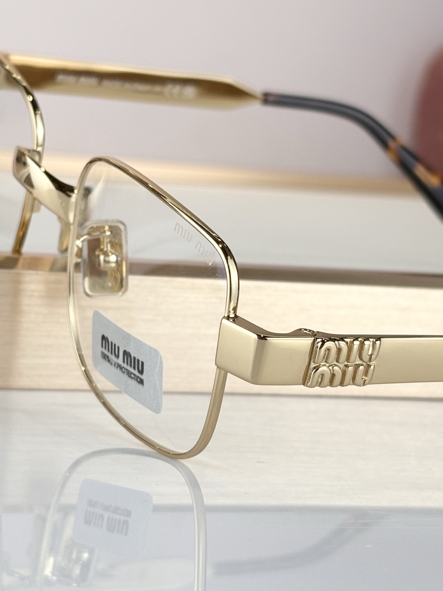 MIU MIUMODEL:MU B54SSIZE：52口22-135