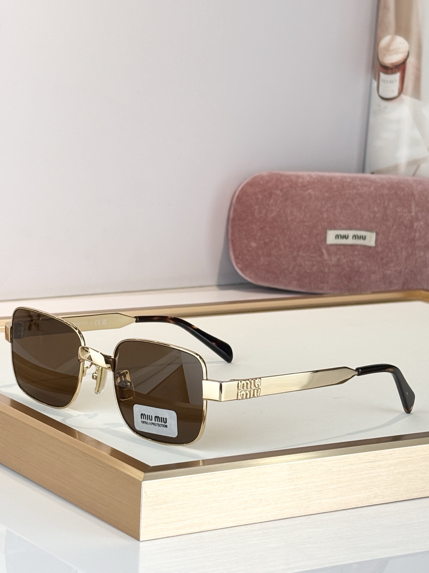 MIU MIUMODEL:MU B54SSIZE：52口22-135