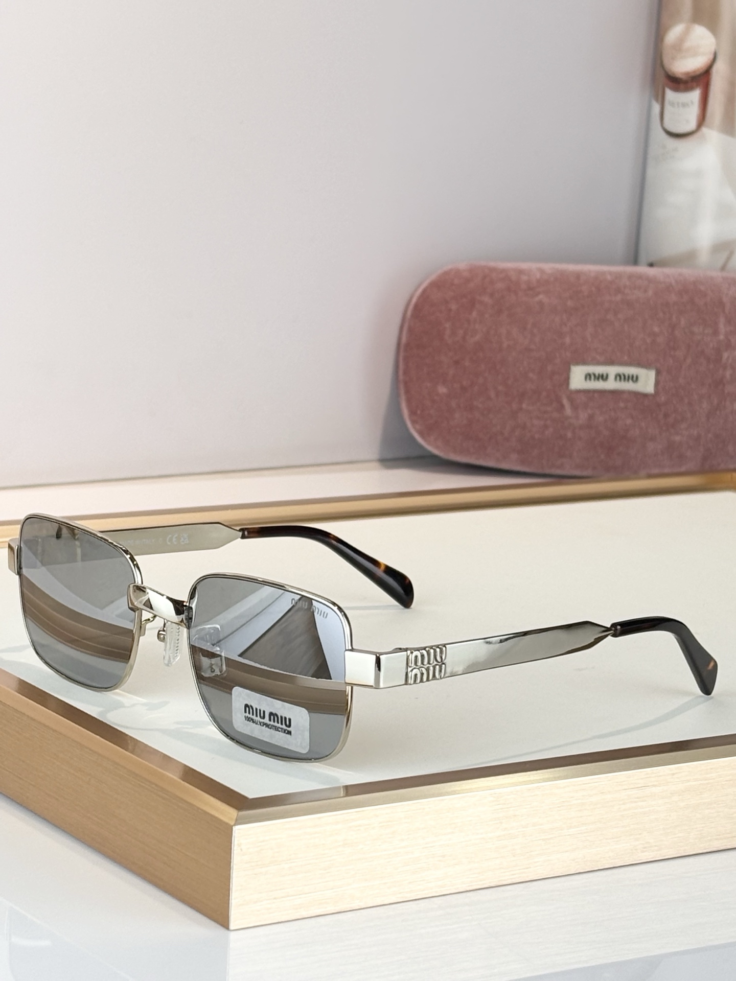 MIU MIUMODEL:MU B54SSIZE：52口22-135