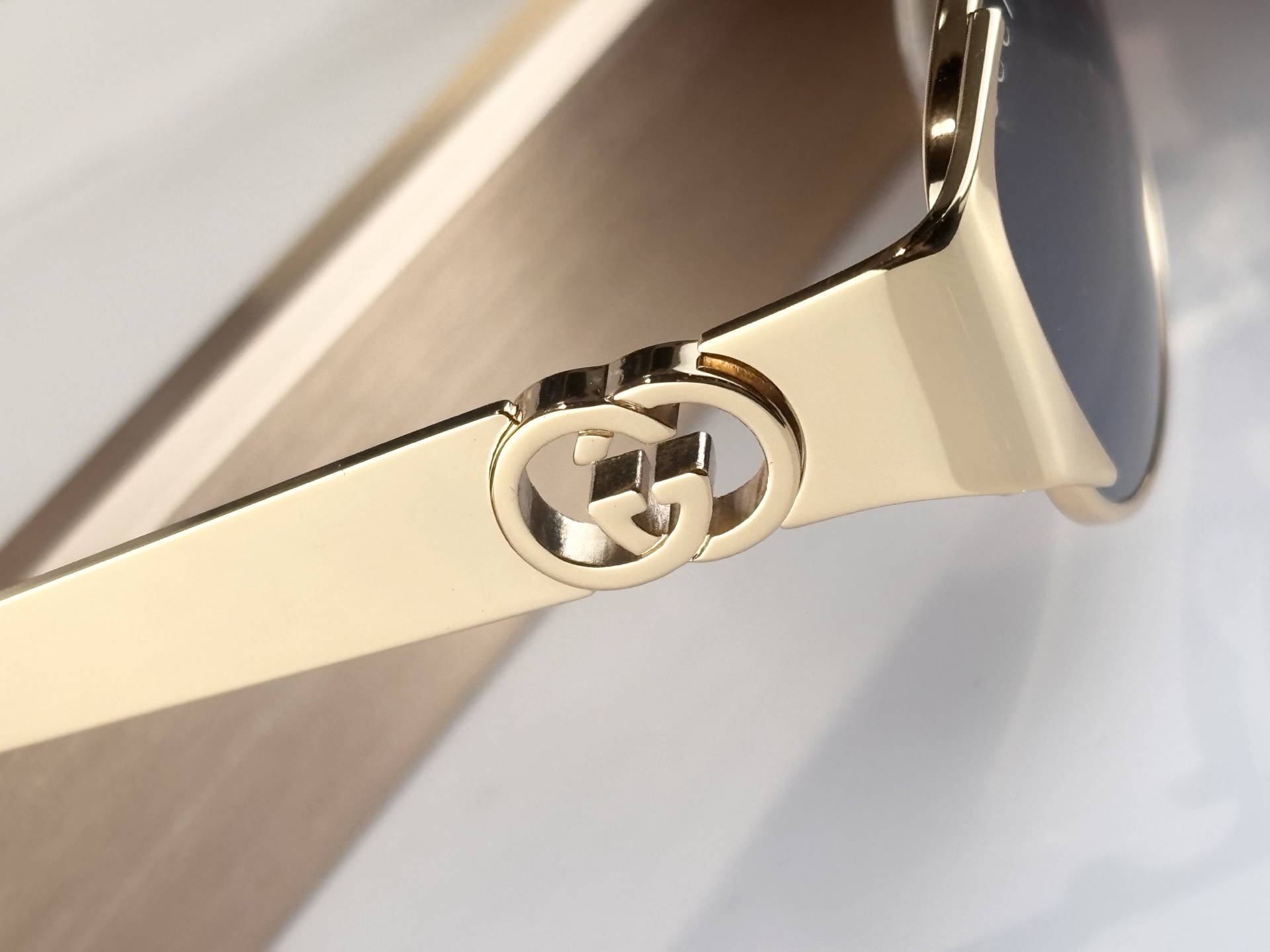 GUCC*MOD：GG2197SSize：55口19-140