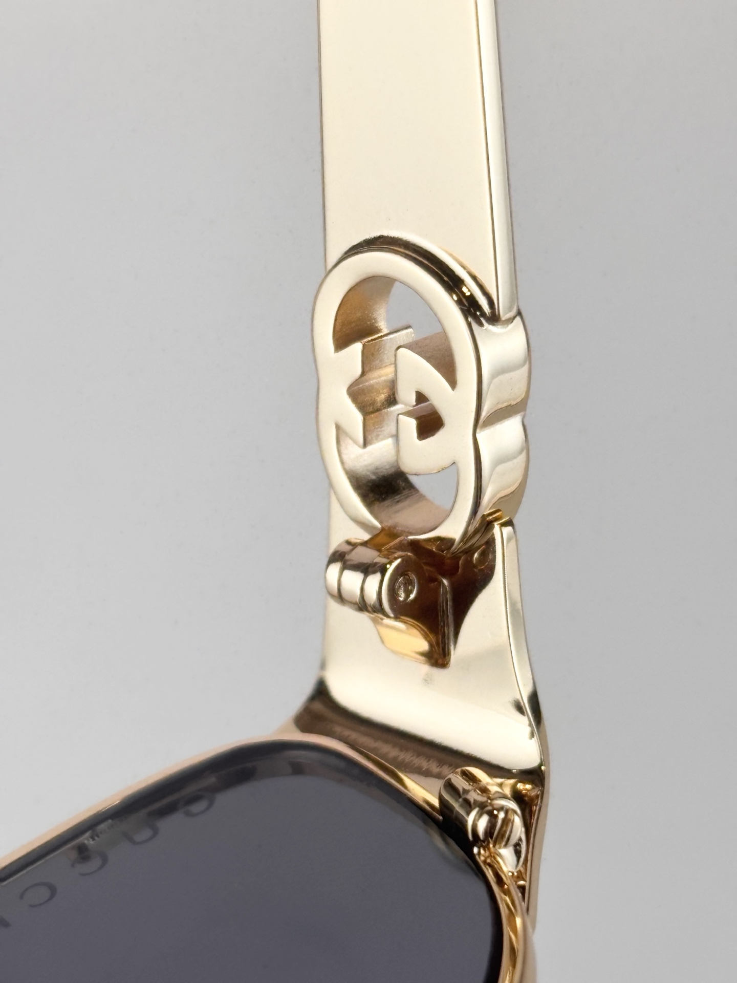 GUCC*MOD：GG2197SSize：55口19-140