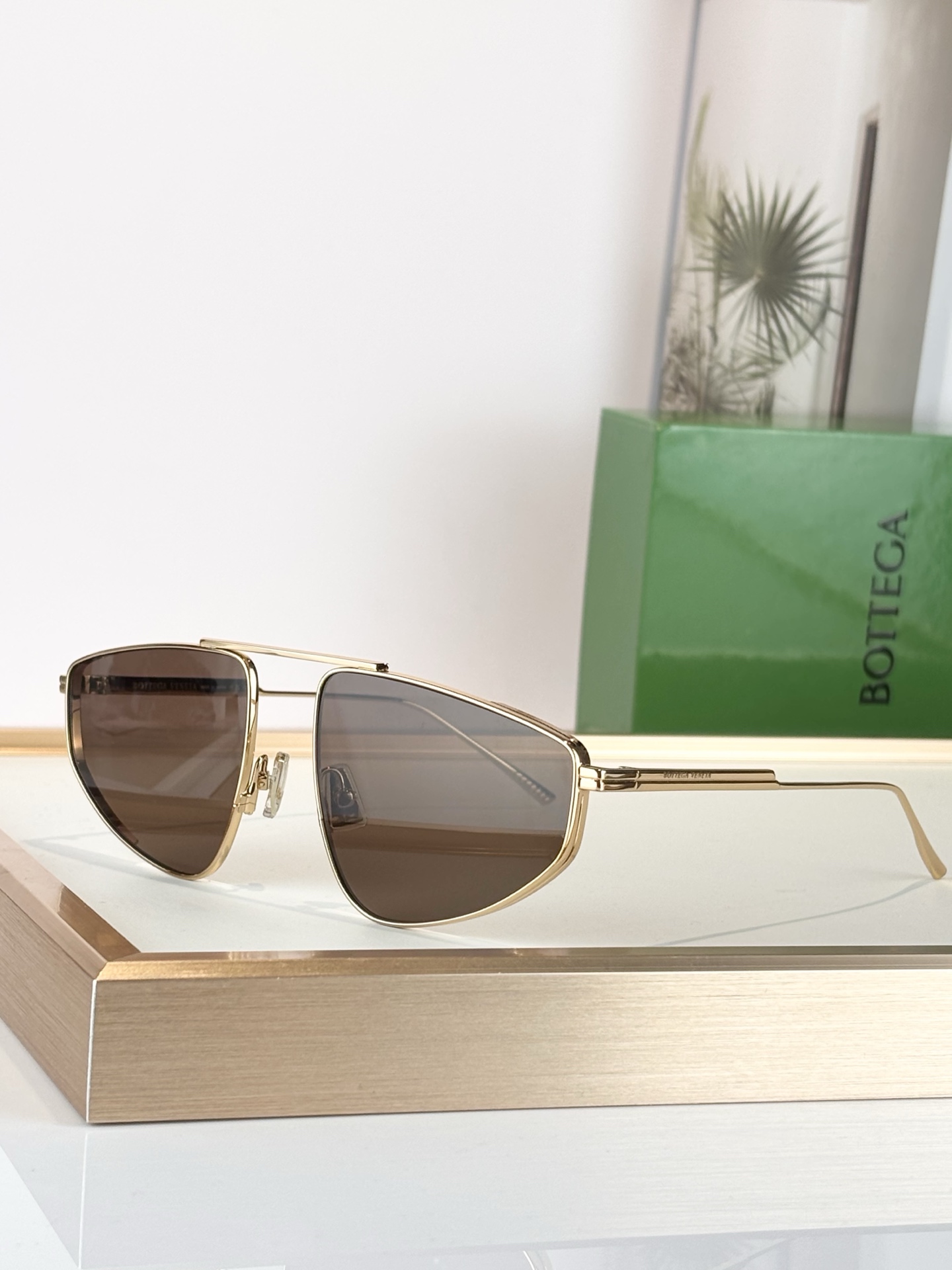 Bottega Venet*Mod：BV1466SSize：59口19-140🌹