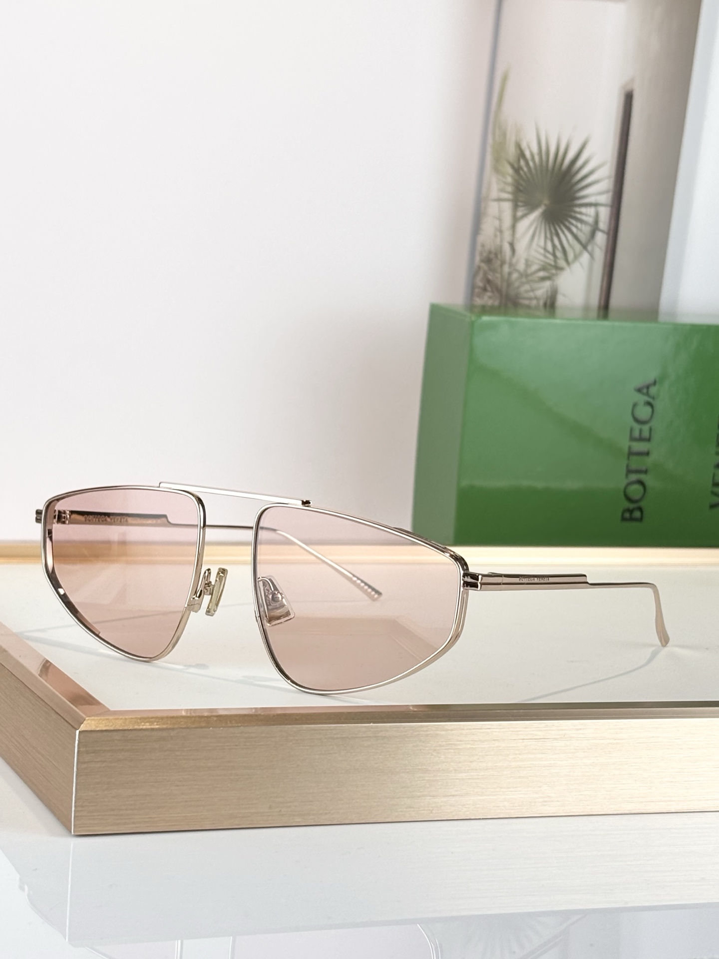 Bottega Venet*Mod：BV1466SSize：59口19-140🌹