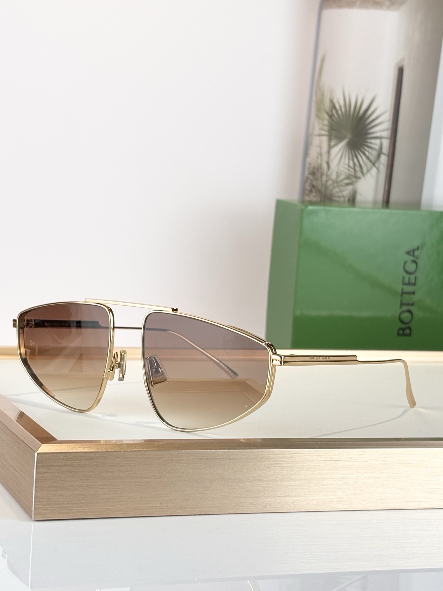 Bottega Venet*Mod：BV1466SSize：59口19-140🌹