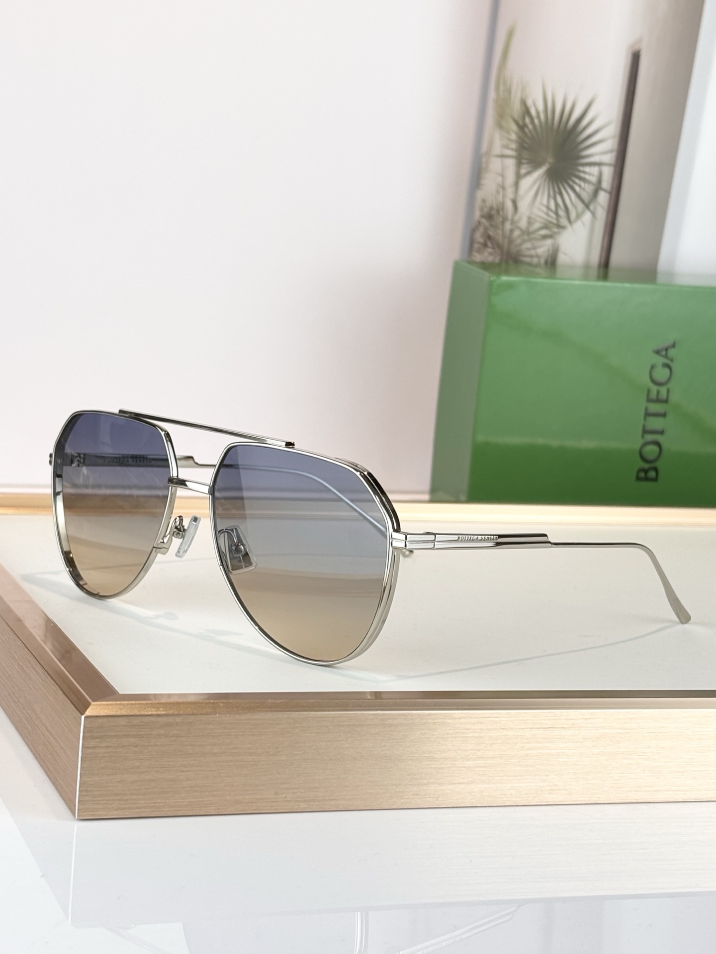 Bottega Venet*Mod：BV1465SSize：60口19-140