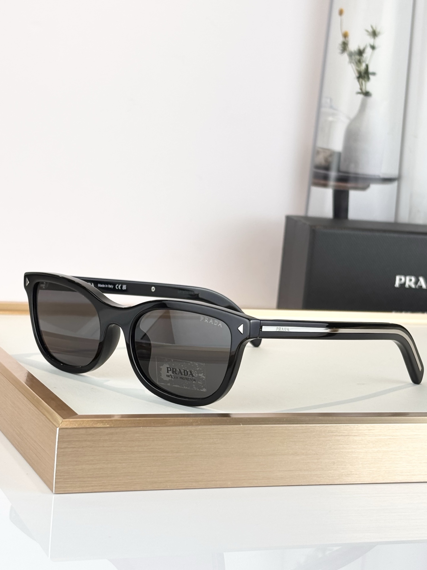 PRADAMOD：PR D01VUSize：52口20 145