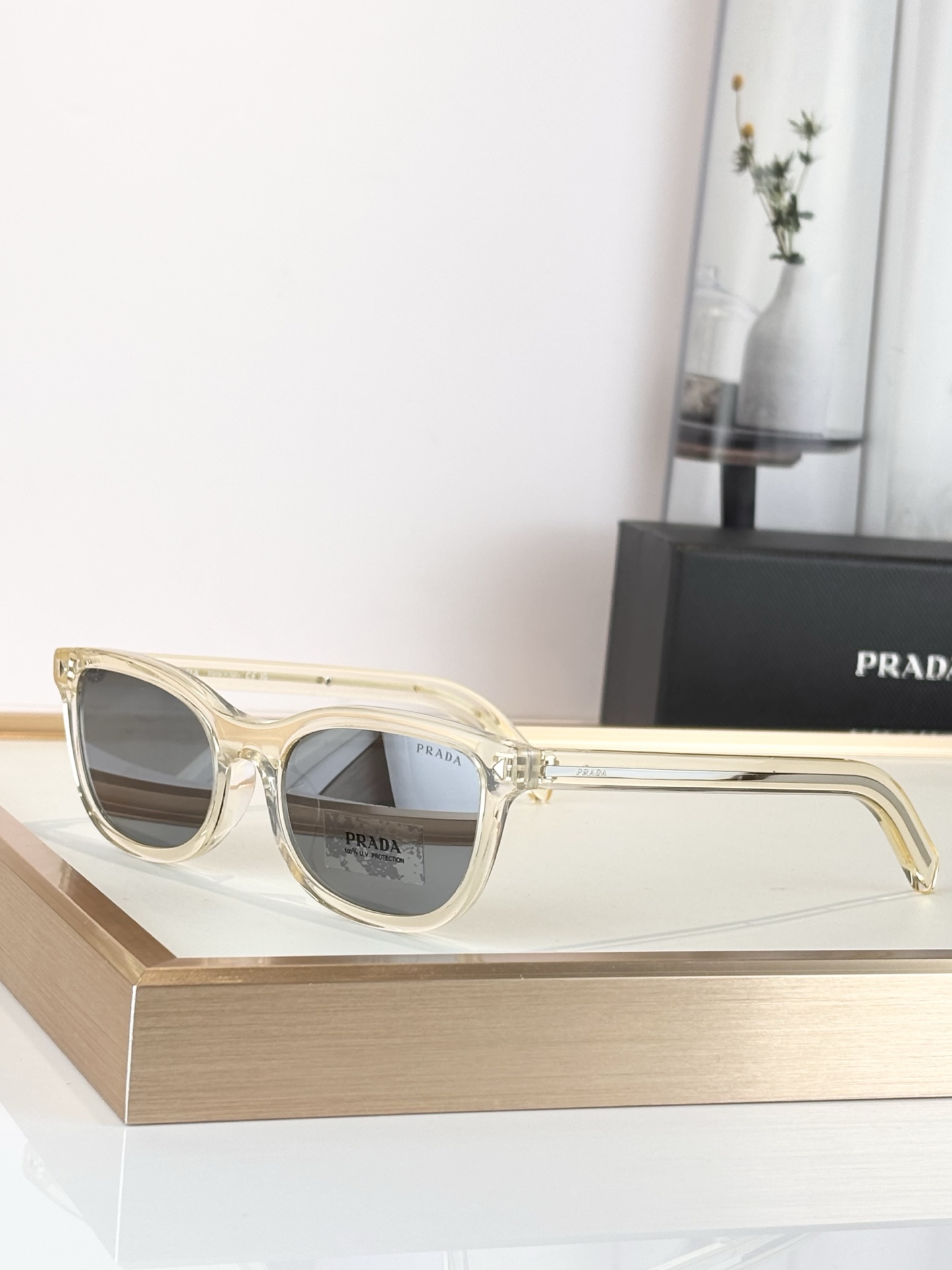 PRADAMOD：PR D01VUSize：52口20 145