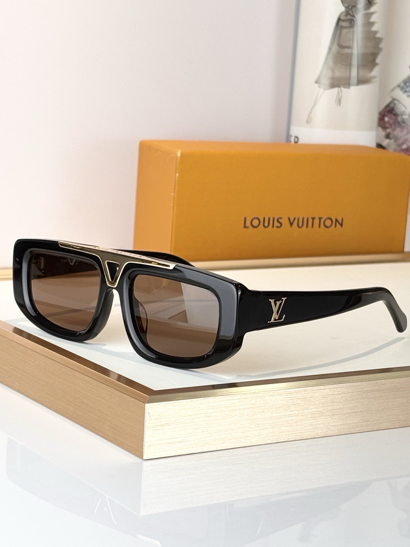 LOUIS VUITTO* MOD:Z1954UZ1950UZ1953UZ1952U Z1956UZ19