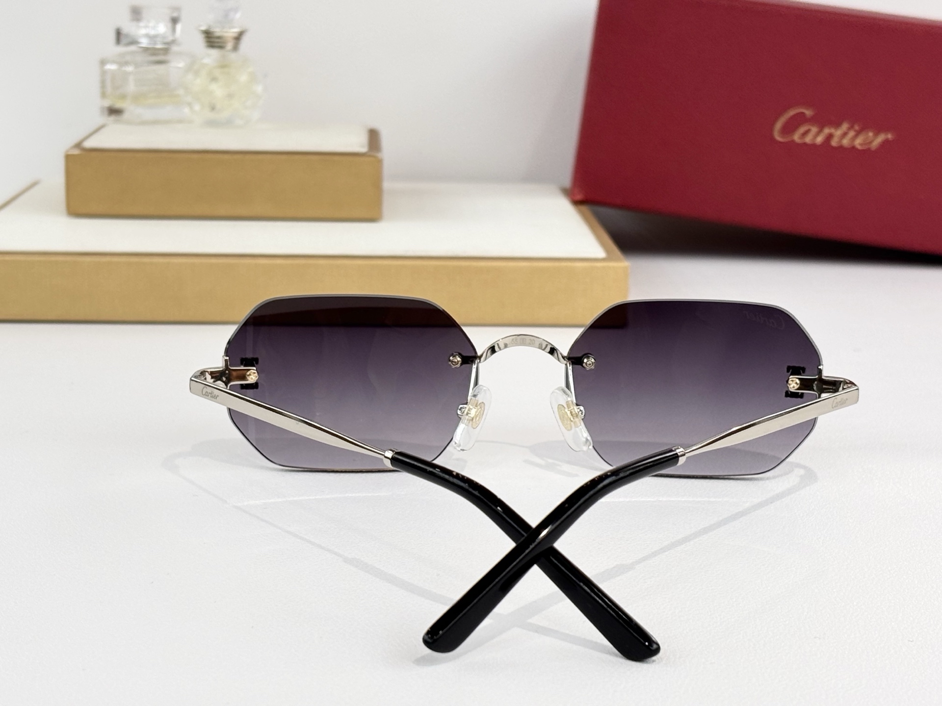 CartierMOD：CT0656SSize：55口20 140