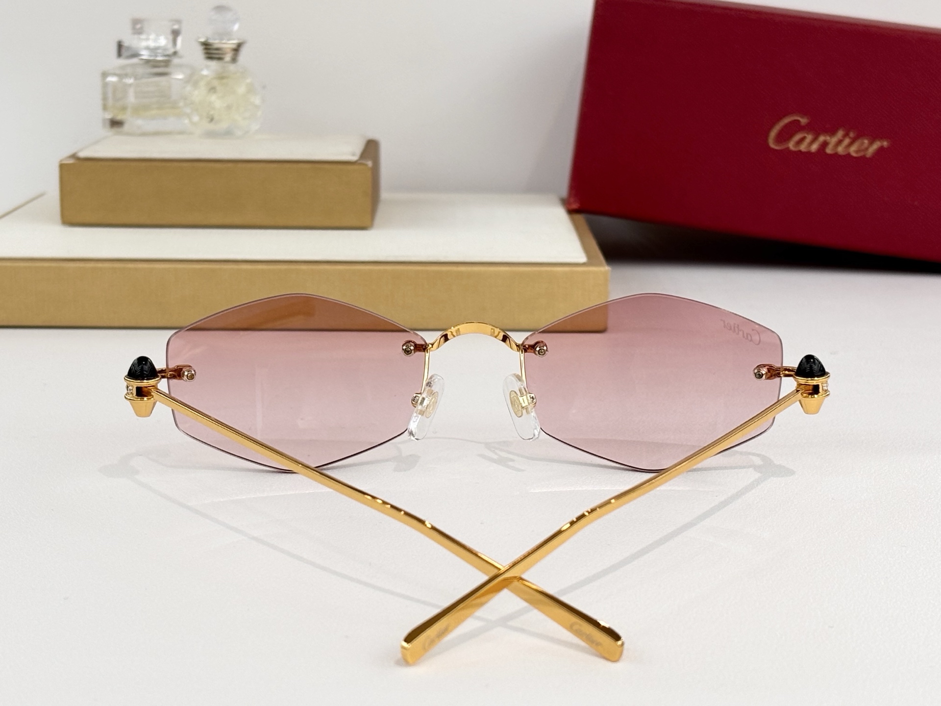 CartierMOD：CT0651SSize：57口18 140