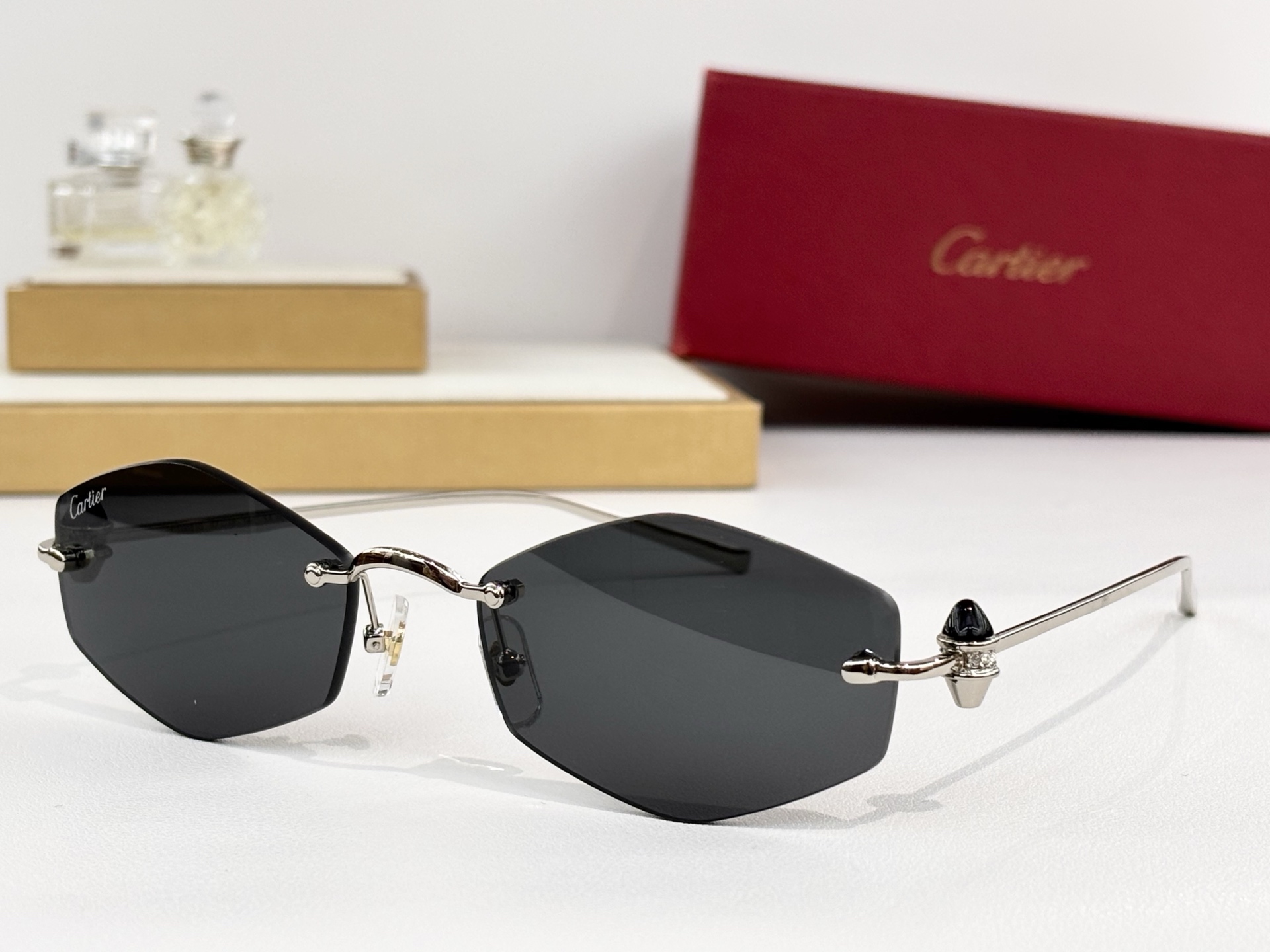 CartierMOD：CT0651SSize：57口18 140