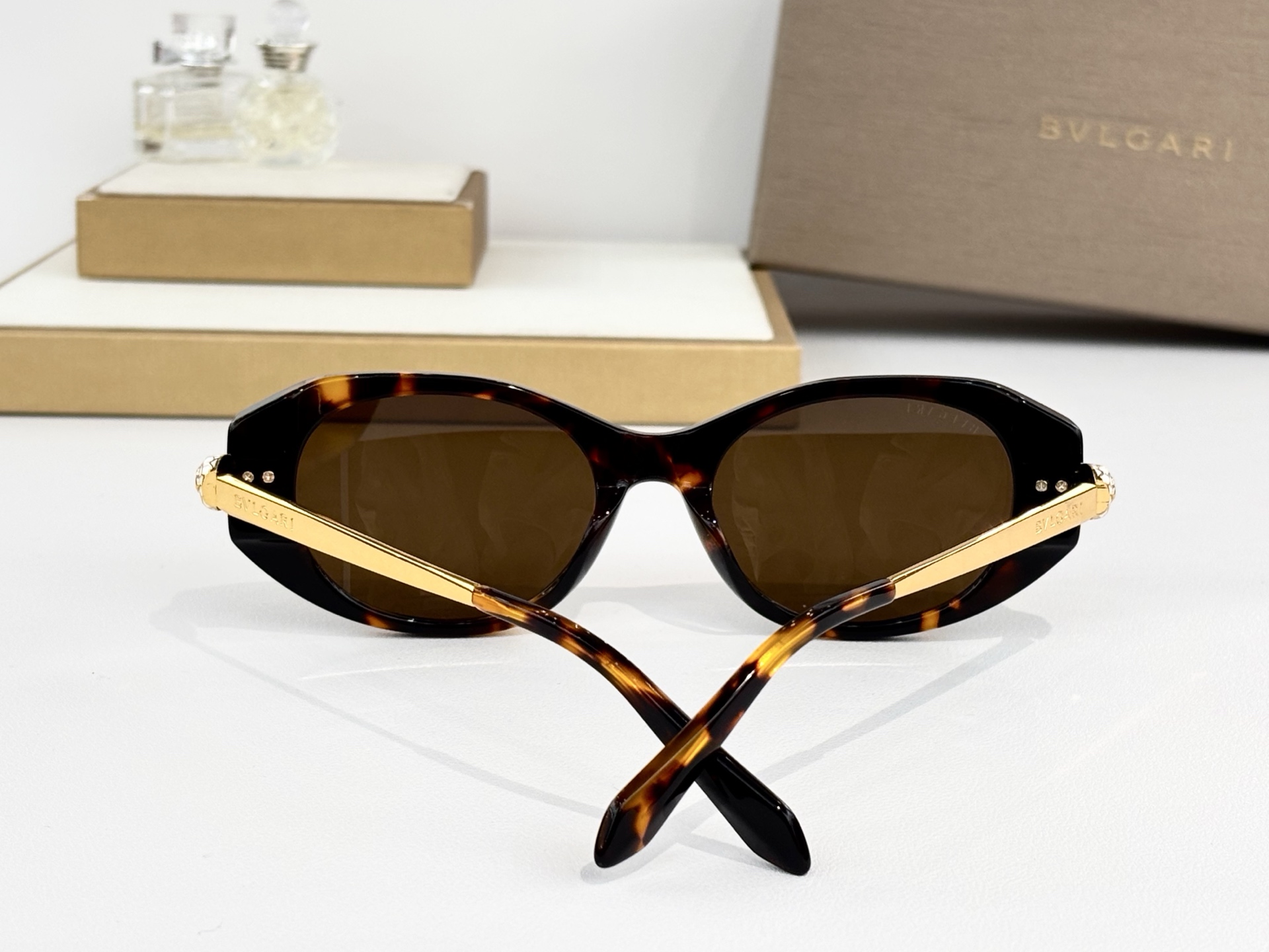 BVLGARIMOD：BV40077ISize：53口17-145