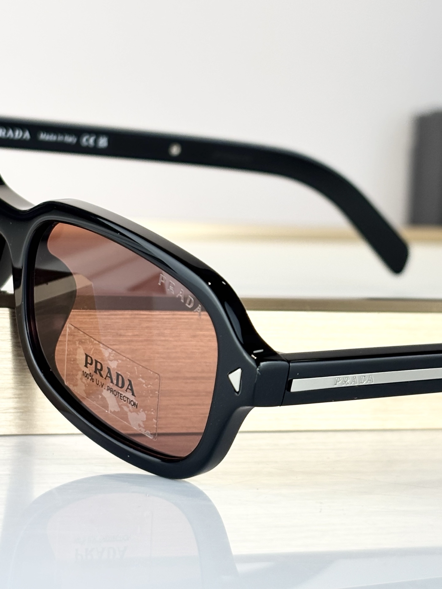 PRADAMOD:PR D06SSize:52口21 145