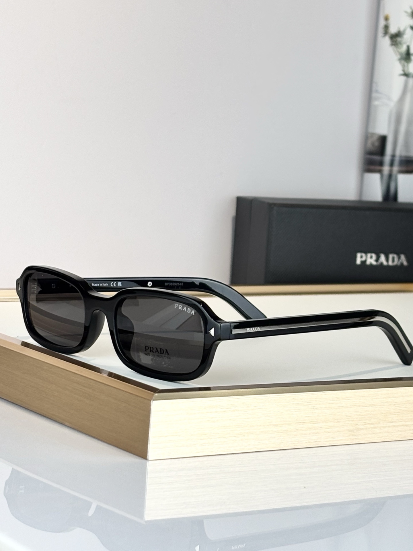 PRADAMOD:PR D06SSize:52口21 145