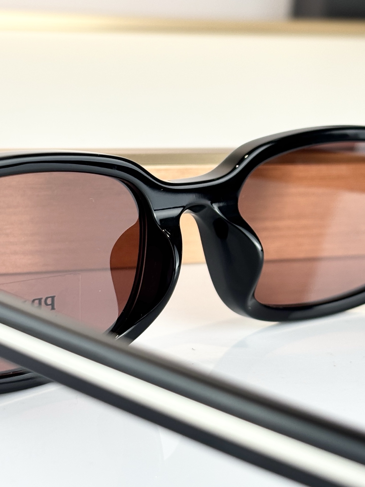 PRADAMOD:PR D06SSize:52口21 145