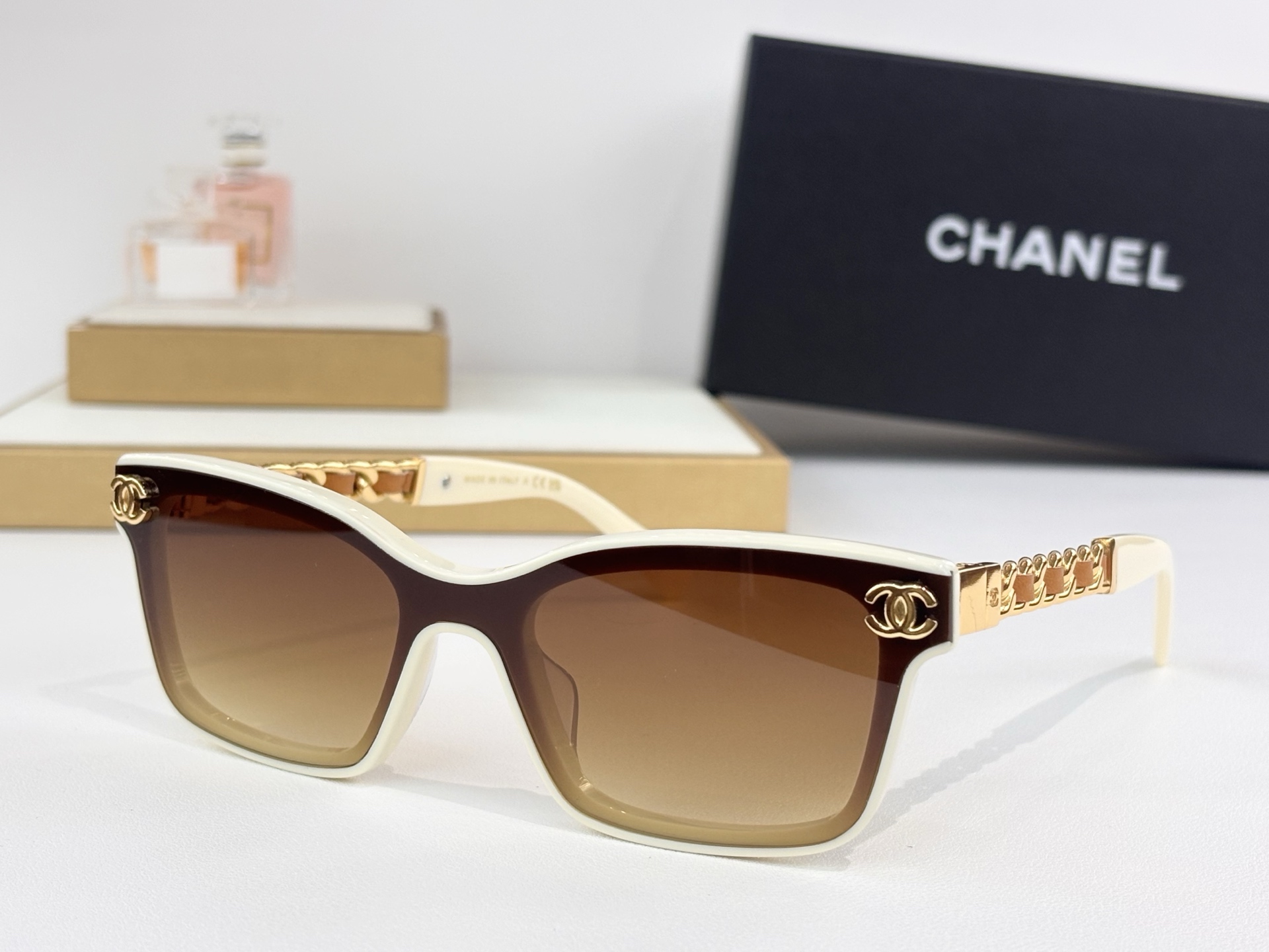 CHANELMOD：CH1911QSize：54口20-143
