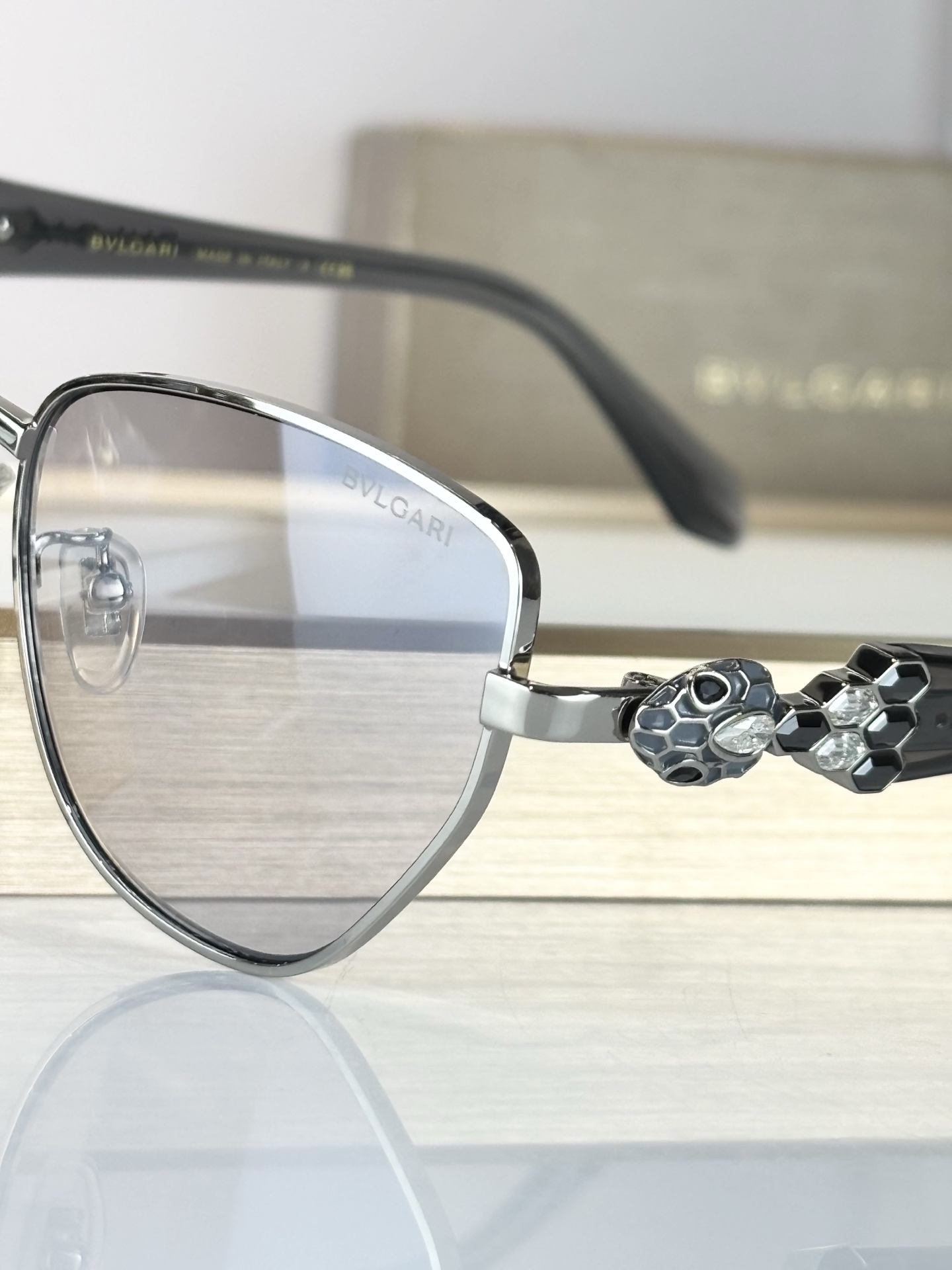 BVLGAR*MODEL：BV 1809LUSIZE：56口17-145