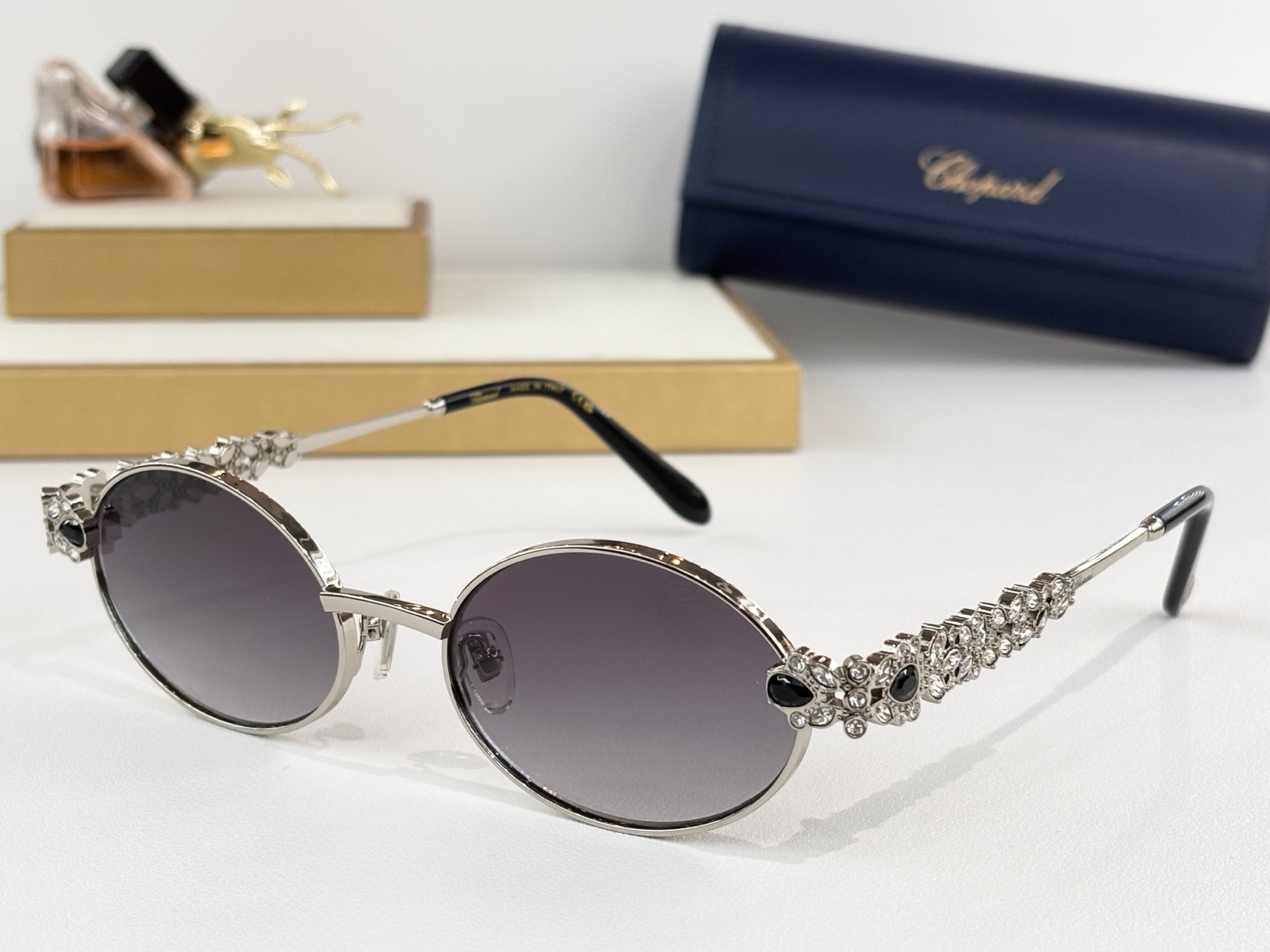 CHOPARDMOD：SCHG986Size：54口19-142