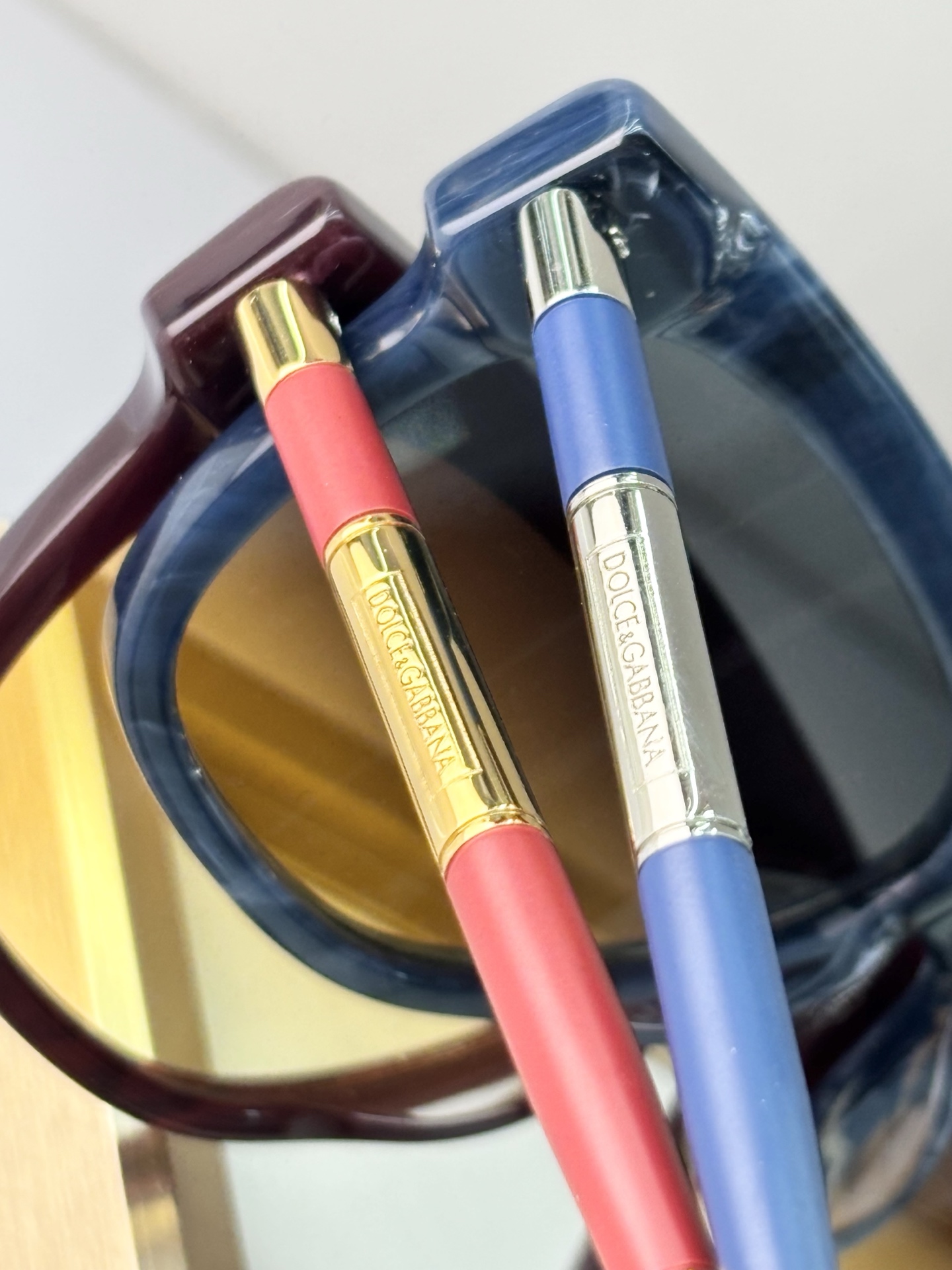 DOLCE&GABBANAMod：DG4522SSize：56口17-147