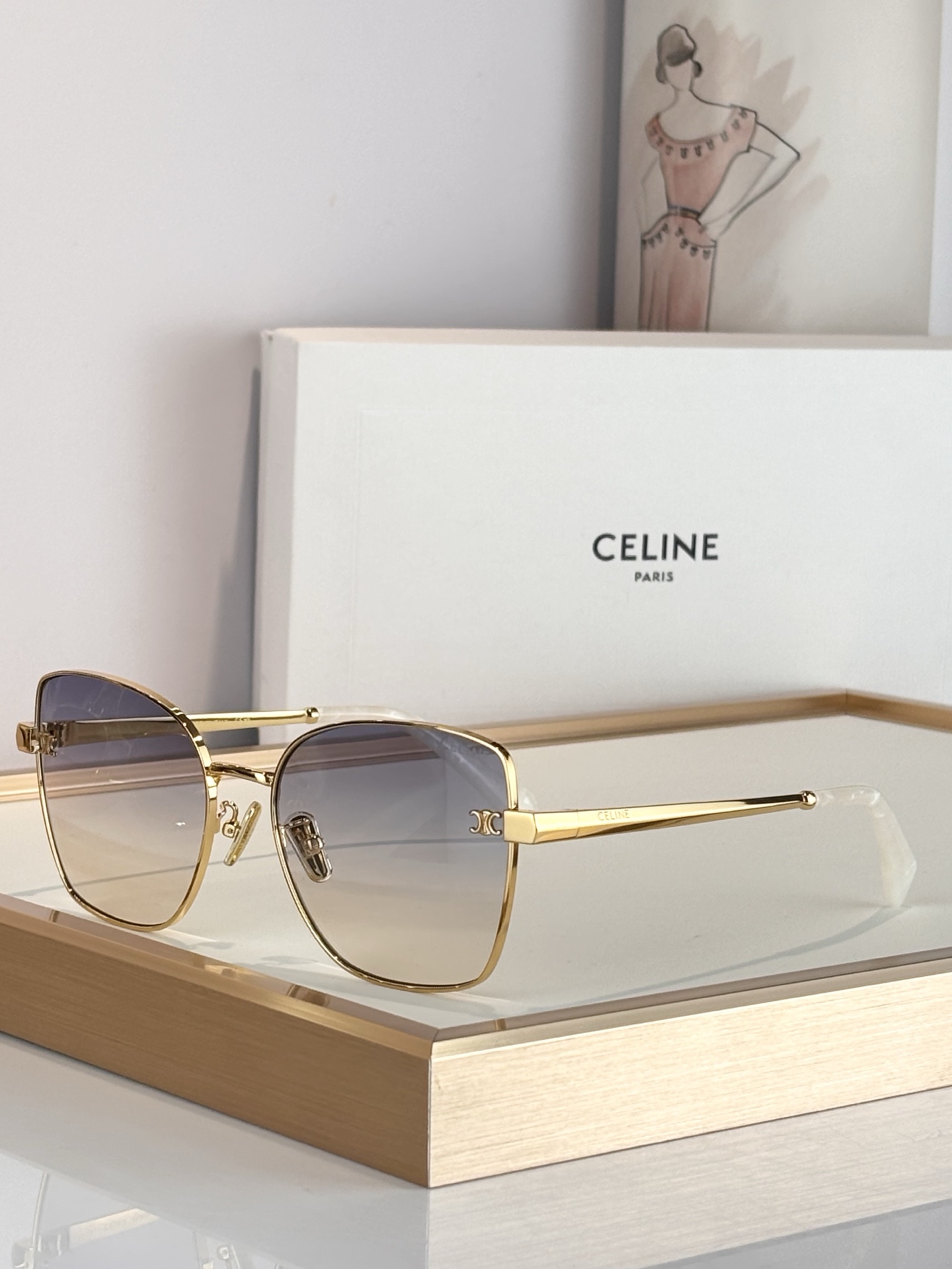 CELINEMOD：CL42129USize：59口18-145