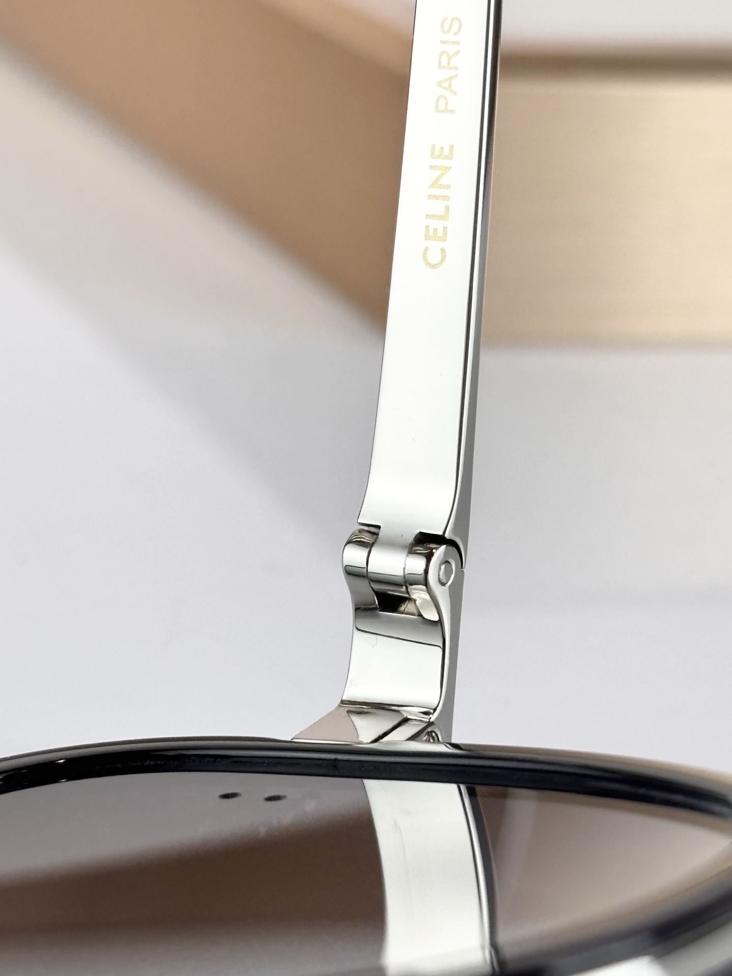 CELINEMOD：CL42128USize：55口22-145