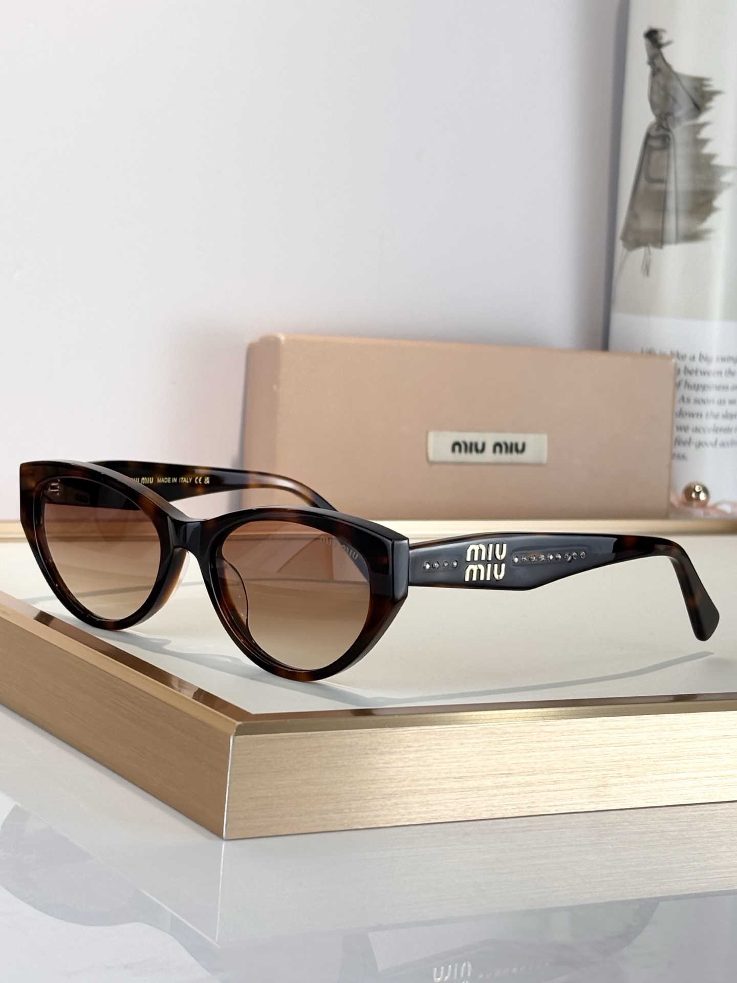 MIU MIUMOD：Smu71wSize：55口19-145